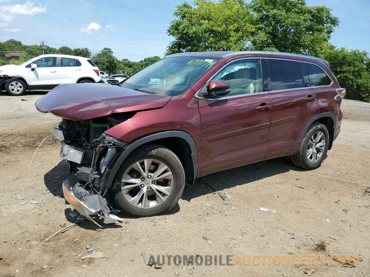 5TDJKRFH5FS181036 TOYOTA HIGHLANDER 2015