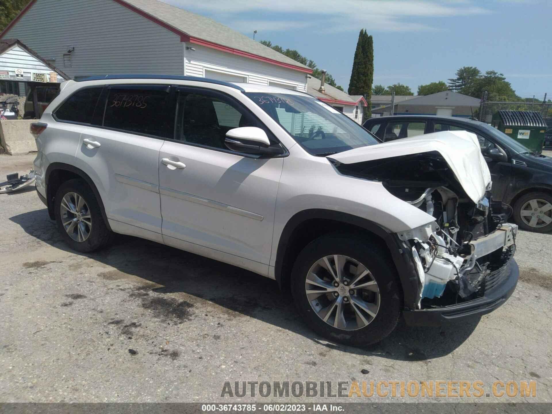 5TDJKRFH5FS185524 TOYOTA HIGHLANDER 2015