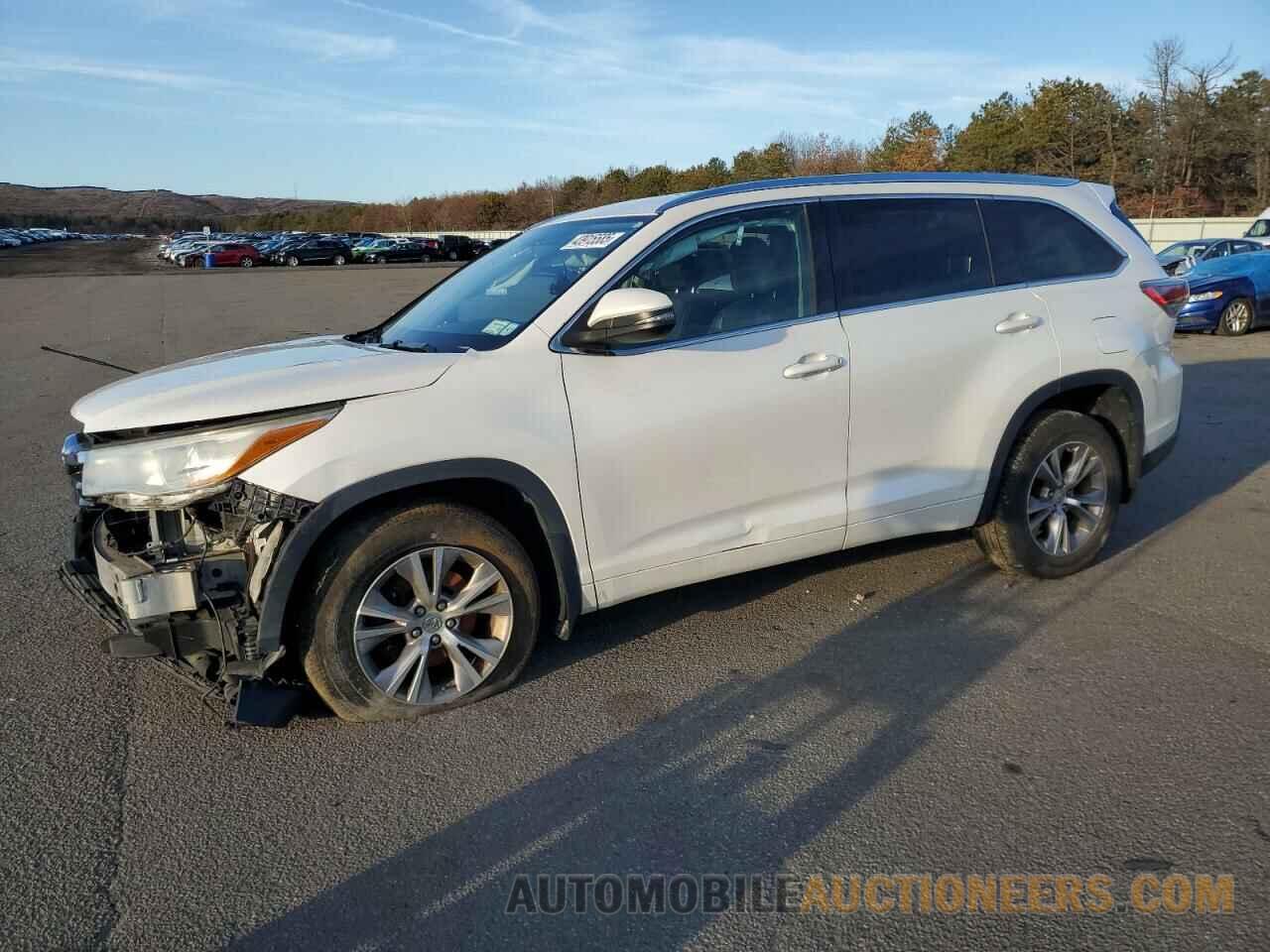 5TDJKRFH5FS203780 TOYOTA HIGHLANDER 2015