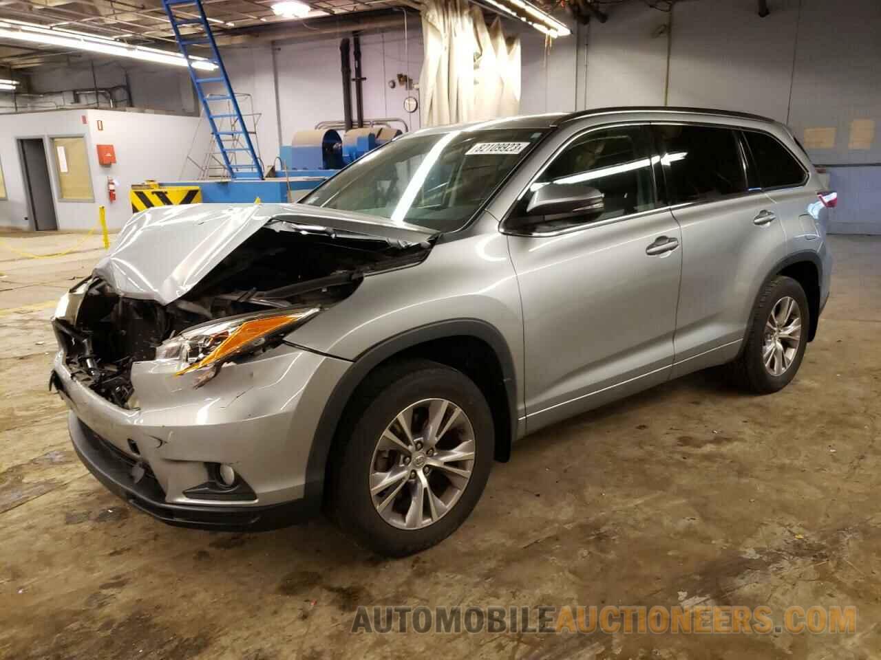 5TDJKRFH5FS215508 TOYOTA HIGHLANDER 2015