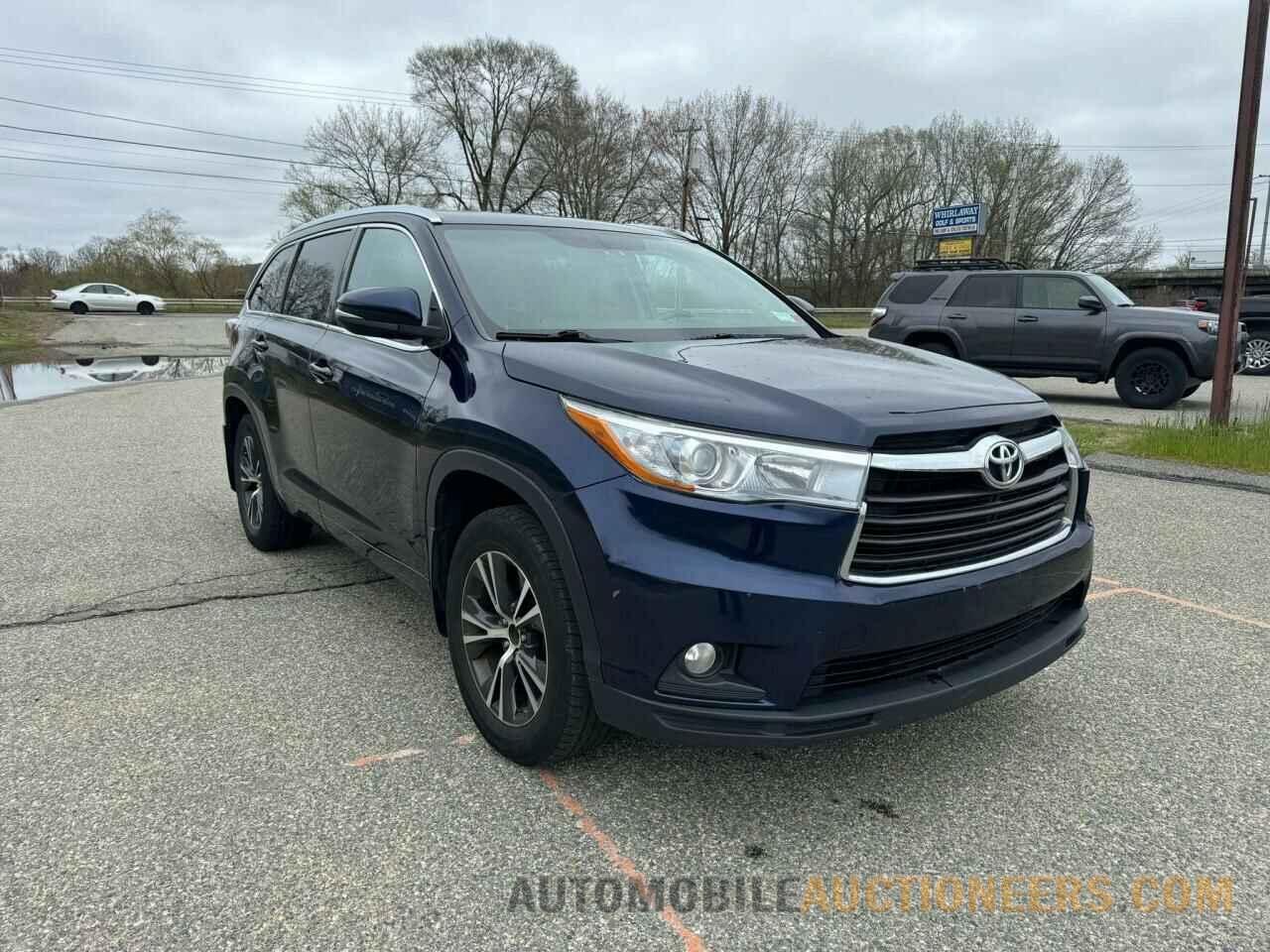 5TDJKRFH5GS232679 TOYOTA HIGHLANDER 2016