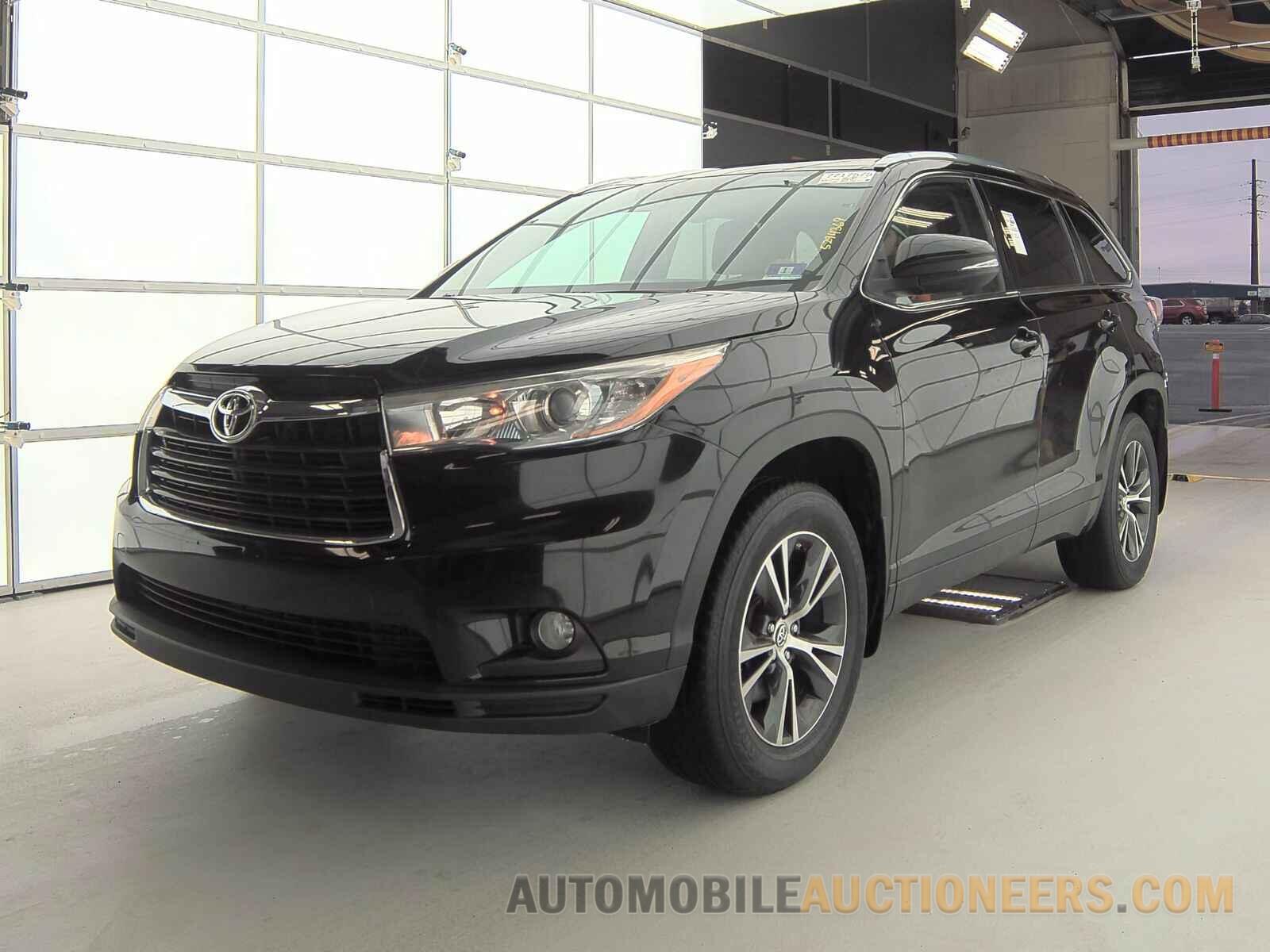 5TDJKRFH5GS252673 Toyota Highlander 2016