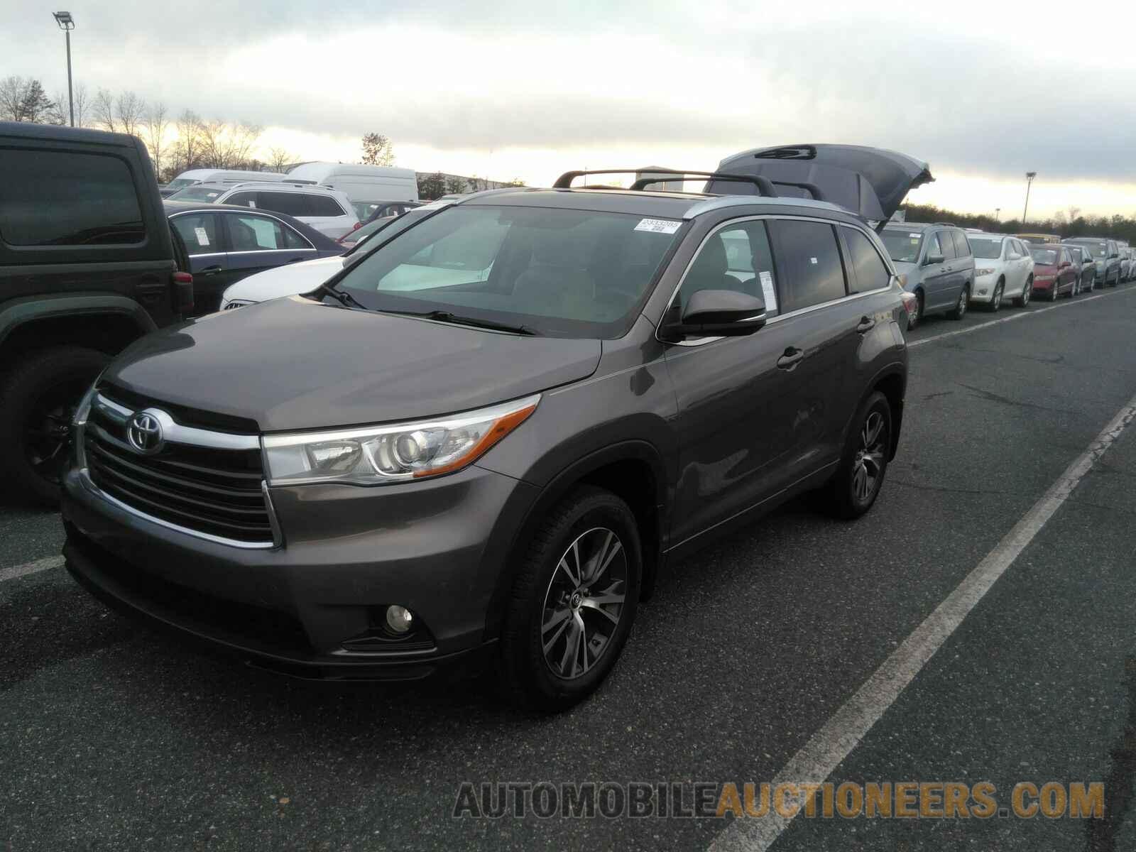 5TDJKRFH5GS502395 Toyota Highlander 2016