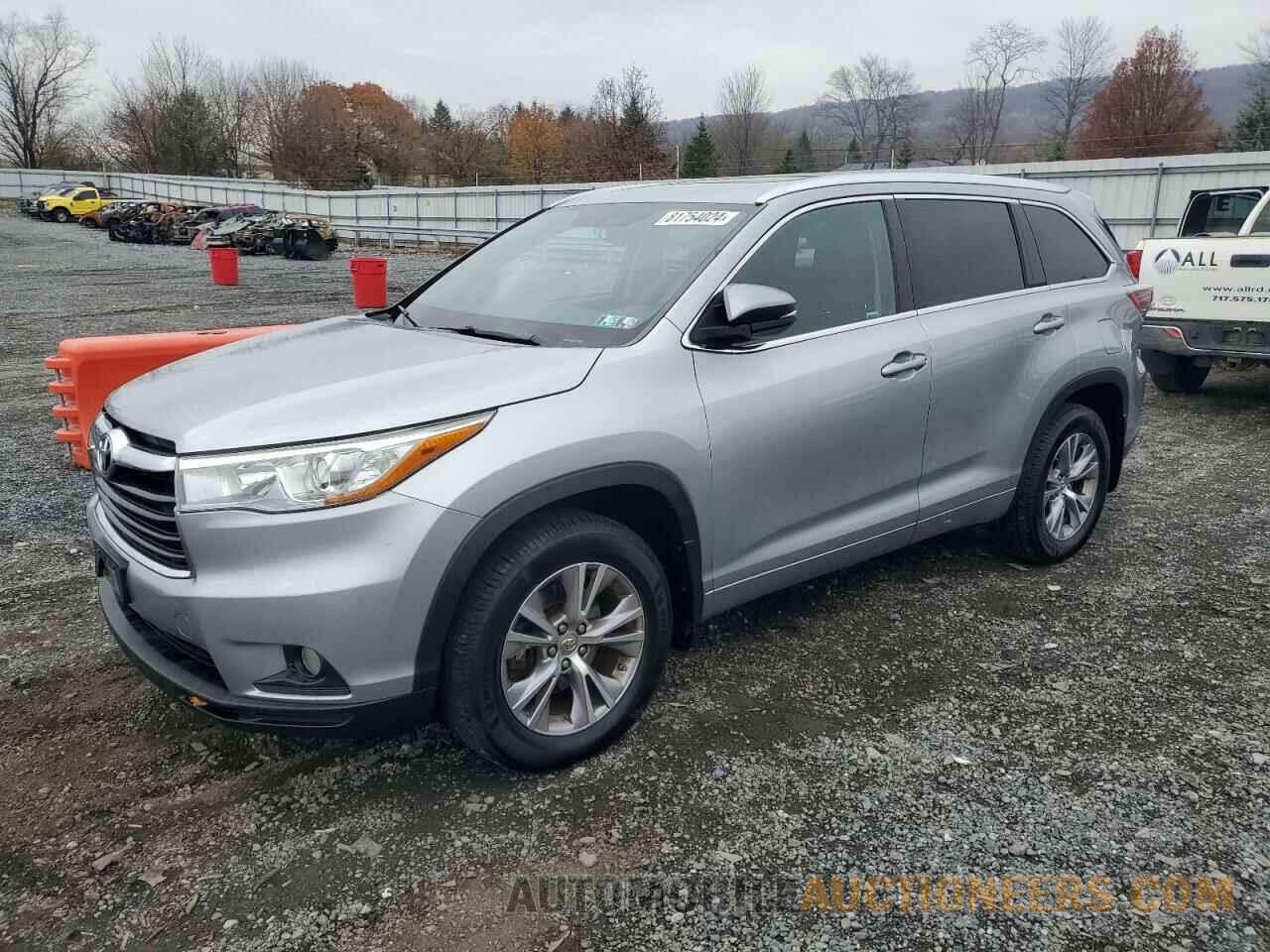 5TDJKRFH6FS075680 TOYOTA HIGHLANDER 2015