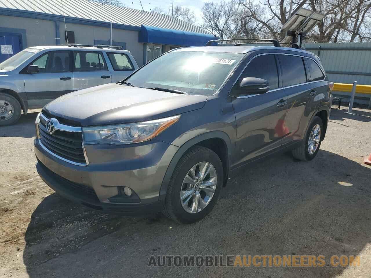 5TDJKRFH6FS103204 TOYOTA HIGHLANDER 2015