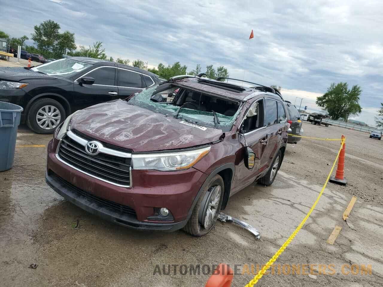 5TDJKRFH6FS112808 TOYOTA HIGHLANDER 2015