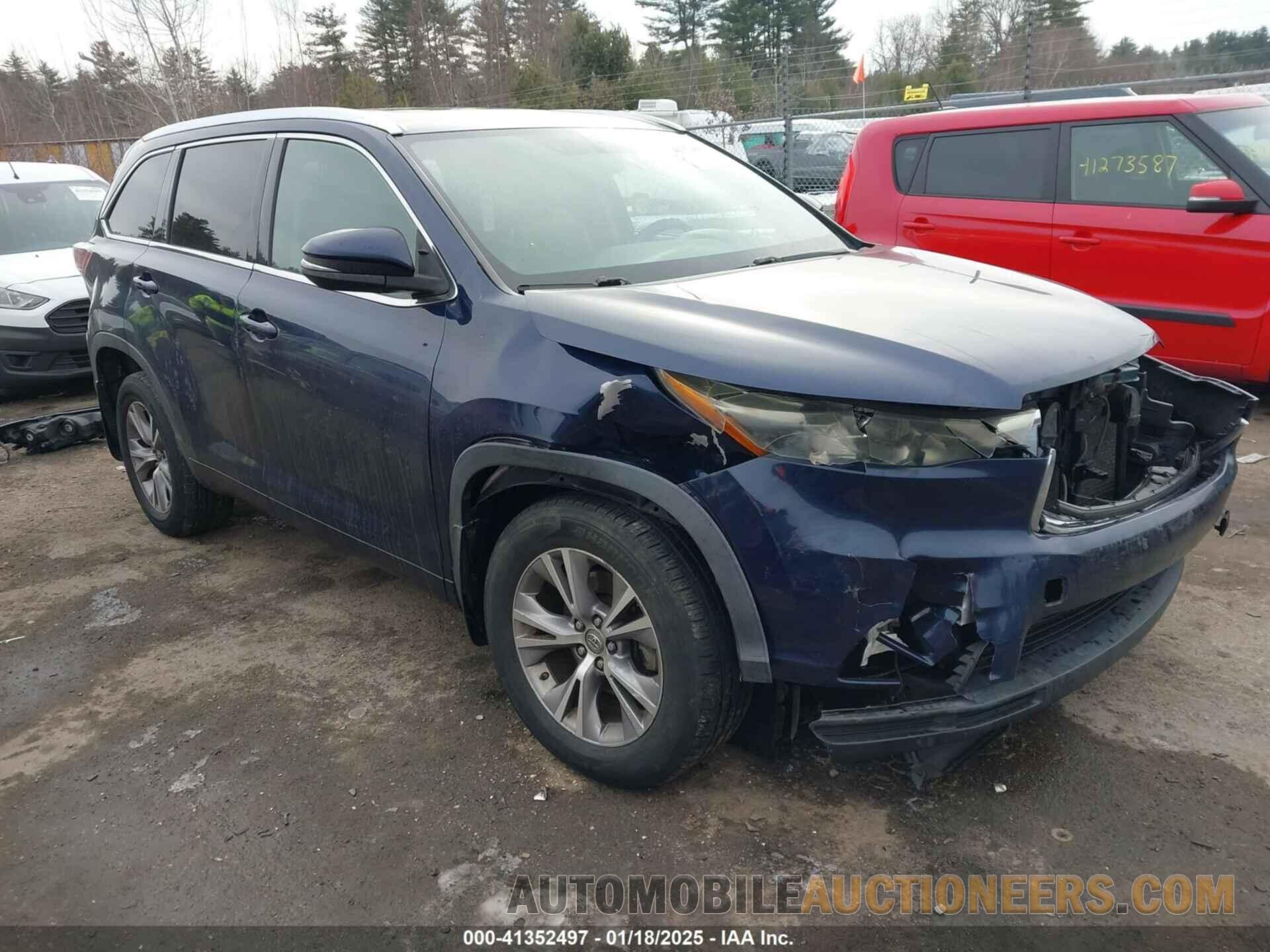 5TDJKRFH6FS123646 TOYOTA HIGHLANDER 2015