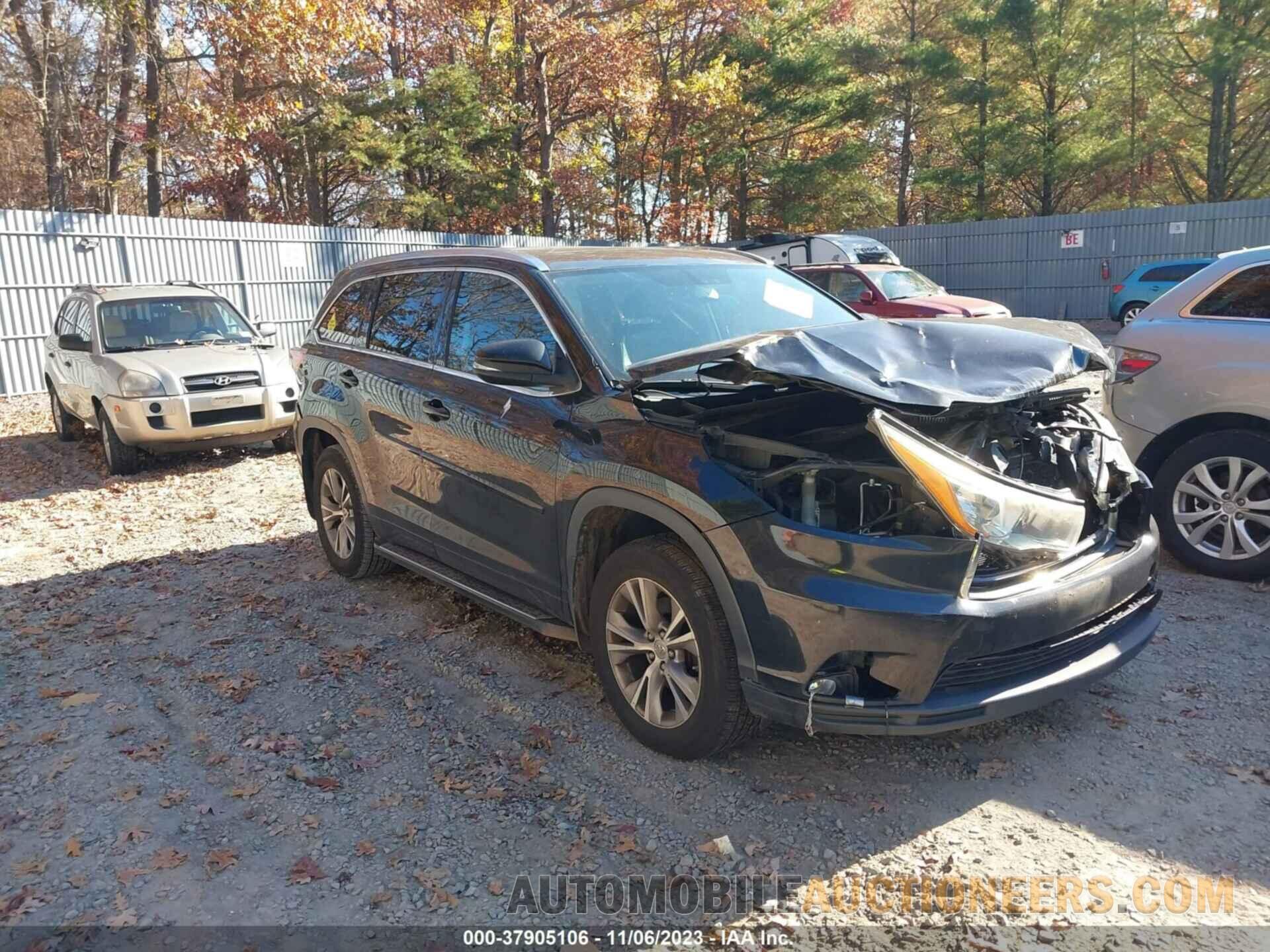 5TDJKRFH6FS126062 TOYOTA HIGHLANDER 2015