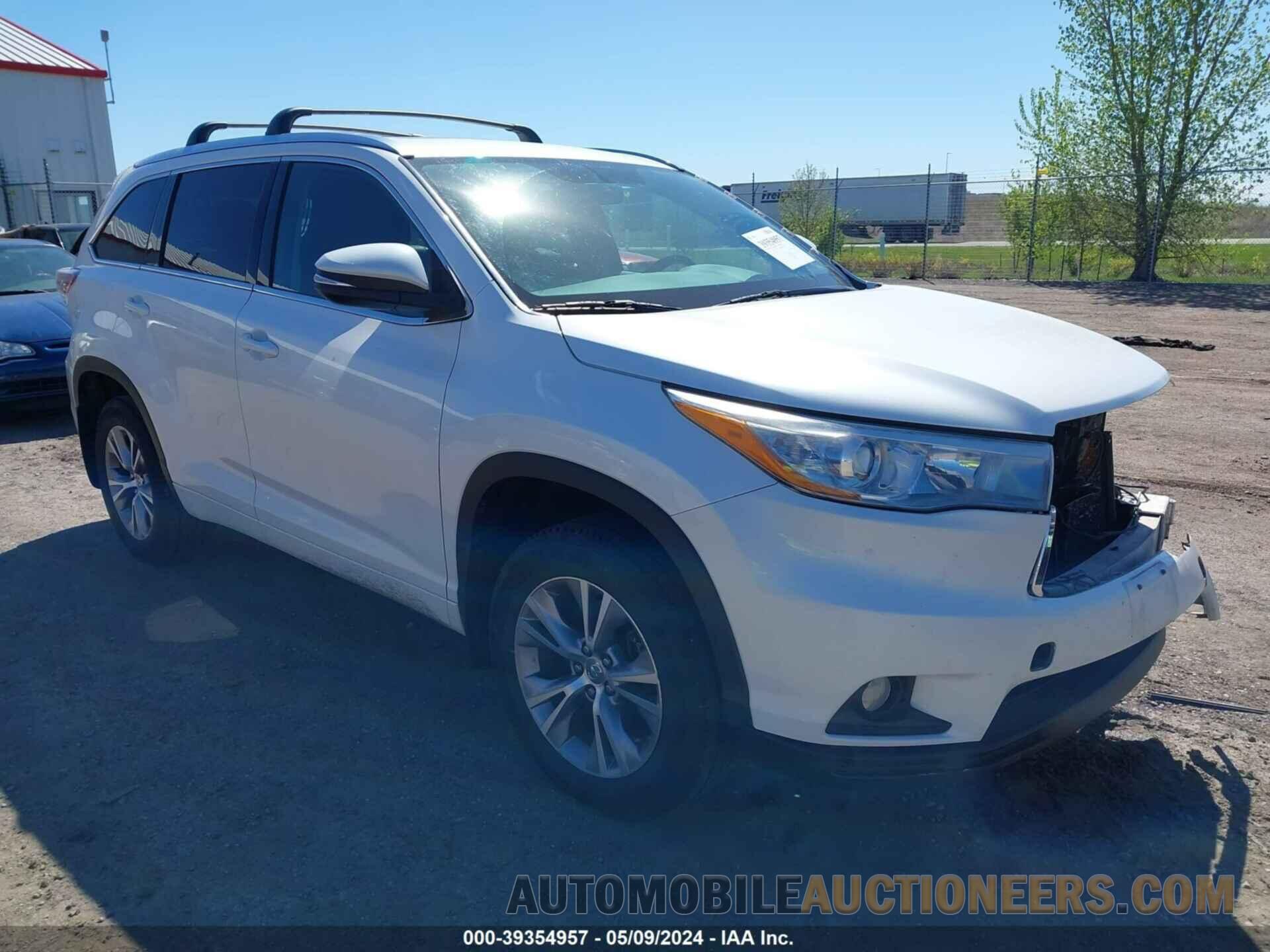 5TDJKRFH6FS151737 TOYOTA HIGHLANDER 2015