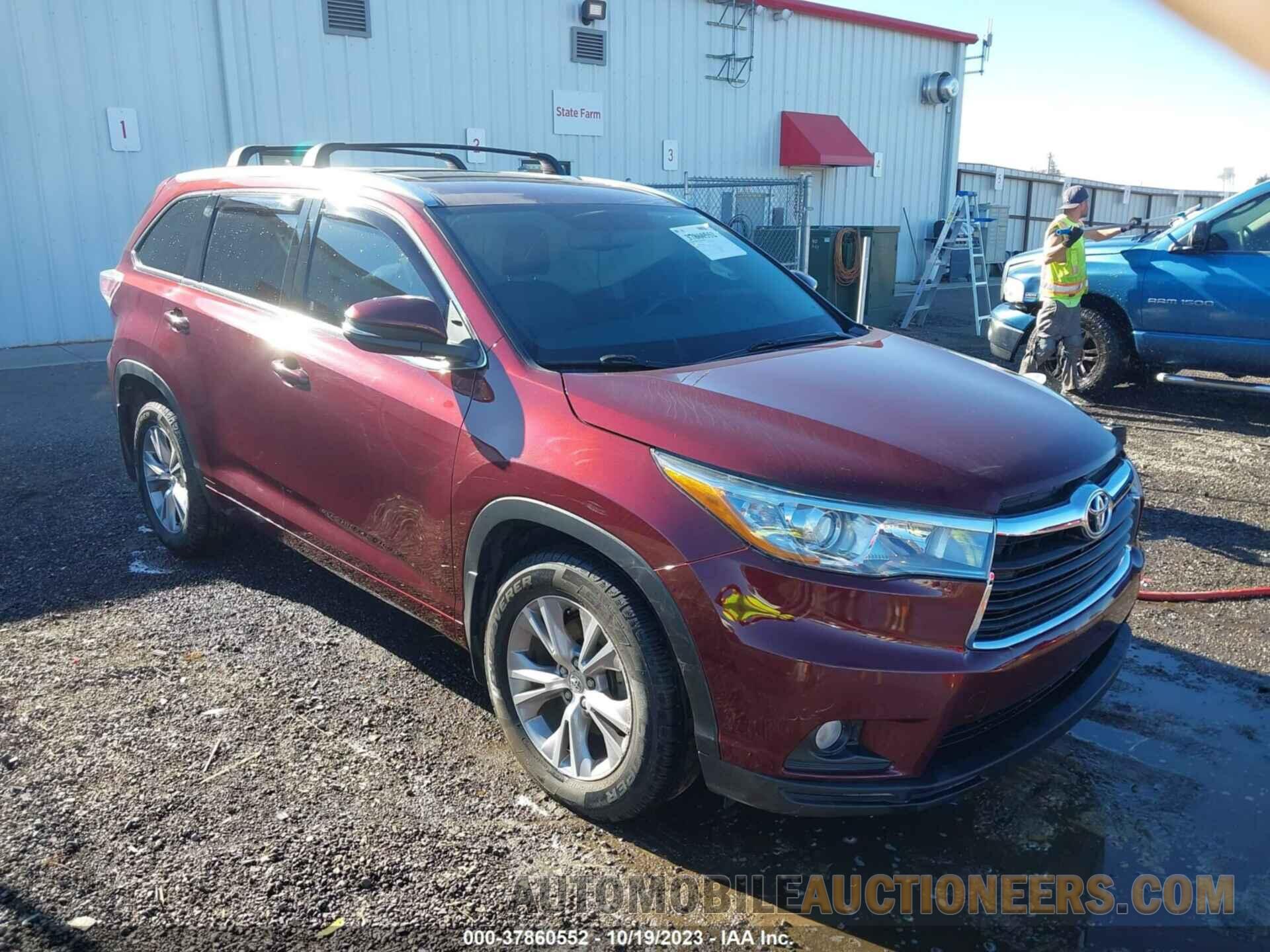 5TDJKRFH6FS170319 TOYOTA HIGHLANDER 2015