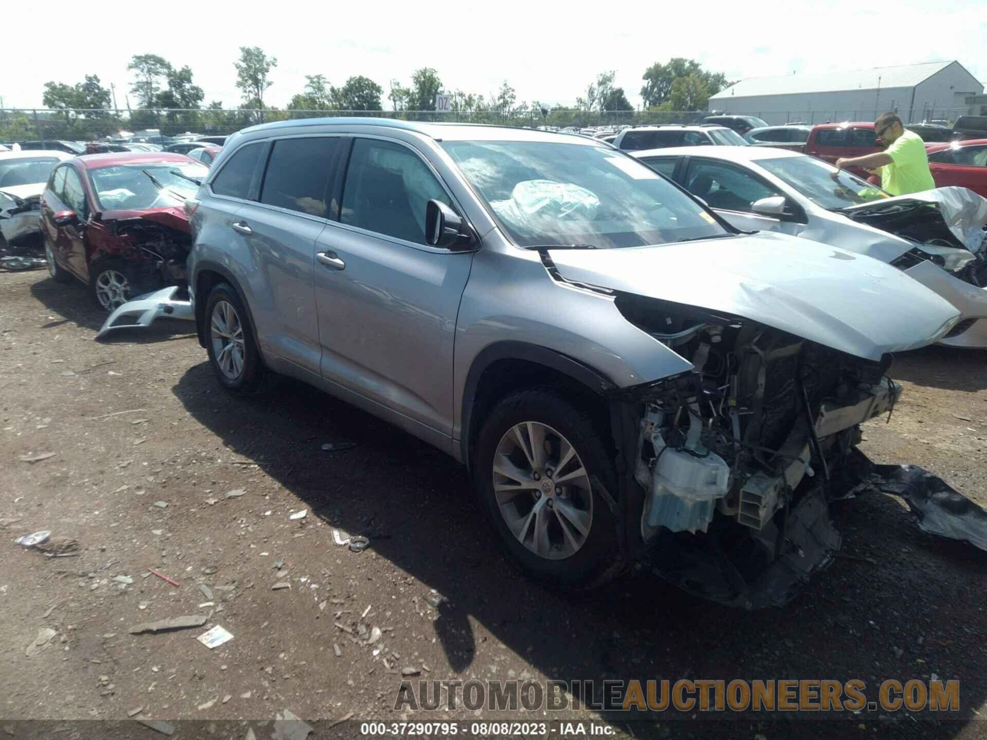 5TDJKRFH6FS205358 TOYOTA HIGHLANDER 2015