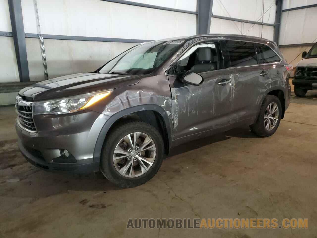 5TDJKRFH6FS212309 TOYOTA HIGHLANDER 2015