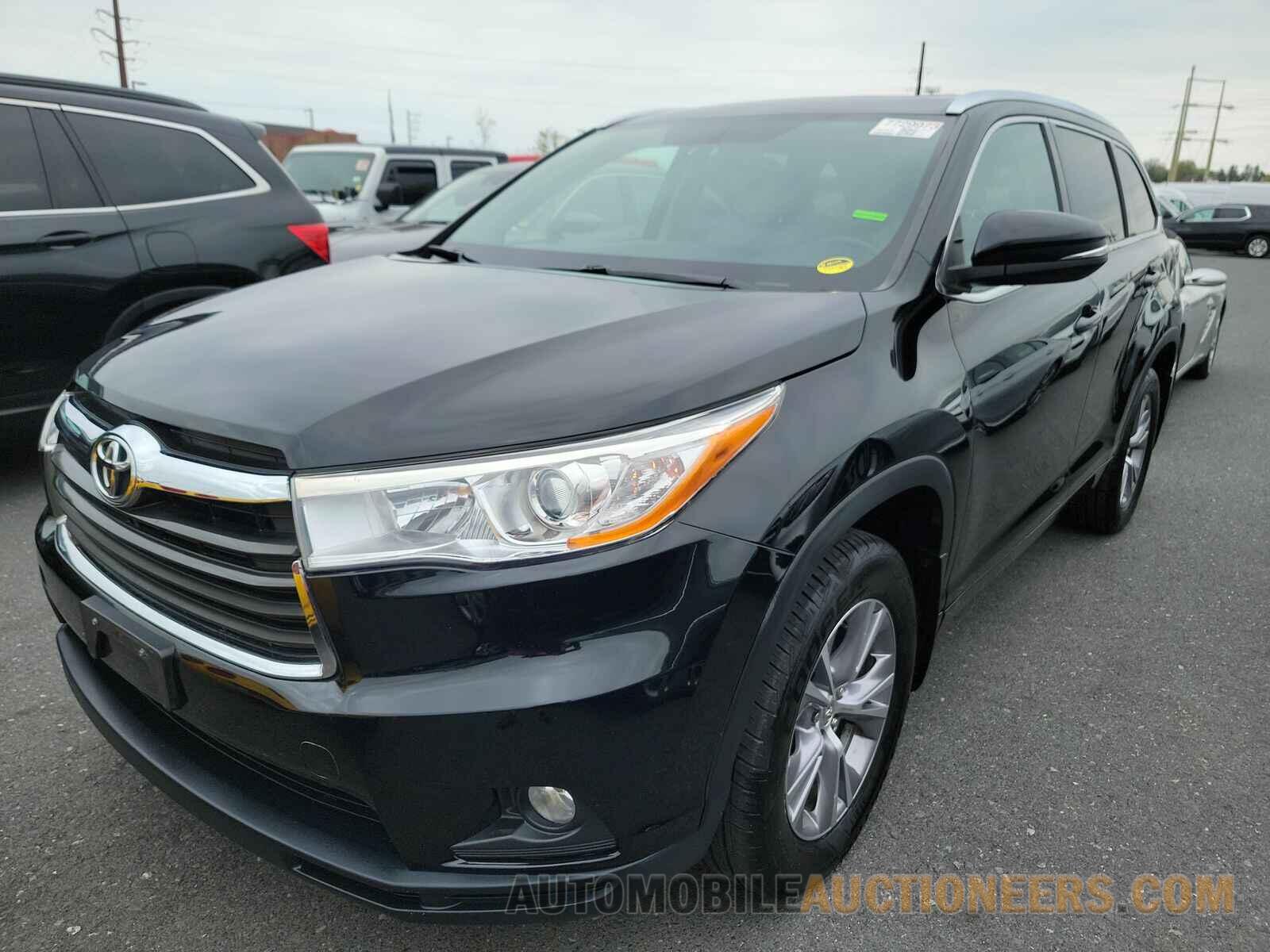 5TDJKRFH6FS214349 Toyota Highlander 2015