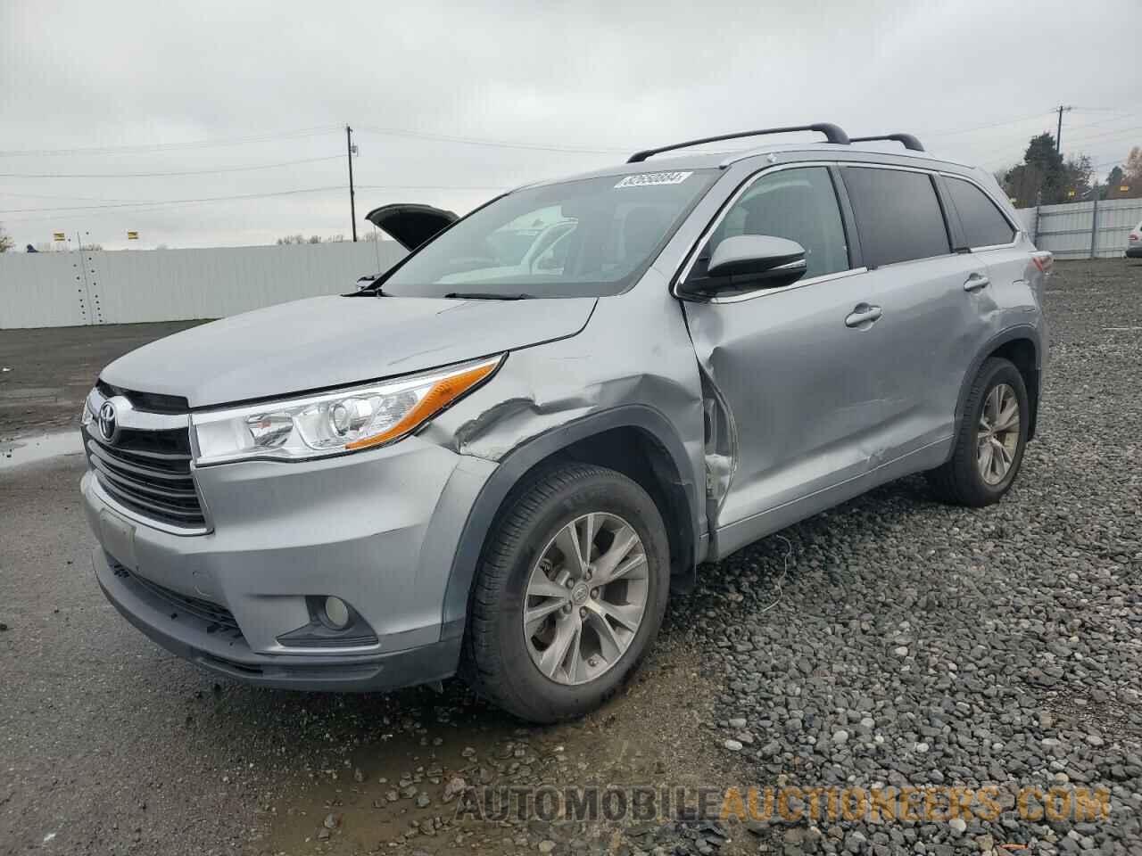 5TDJKRFH7FS134364 TOYOTA HIGHLANDER 2015