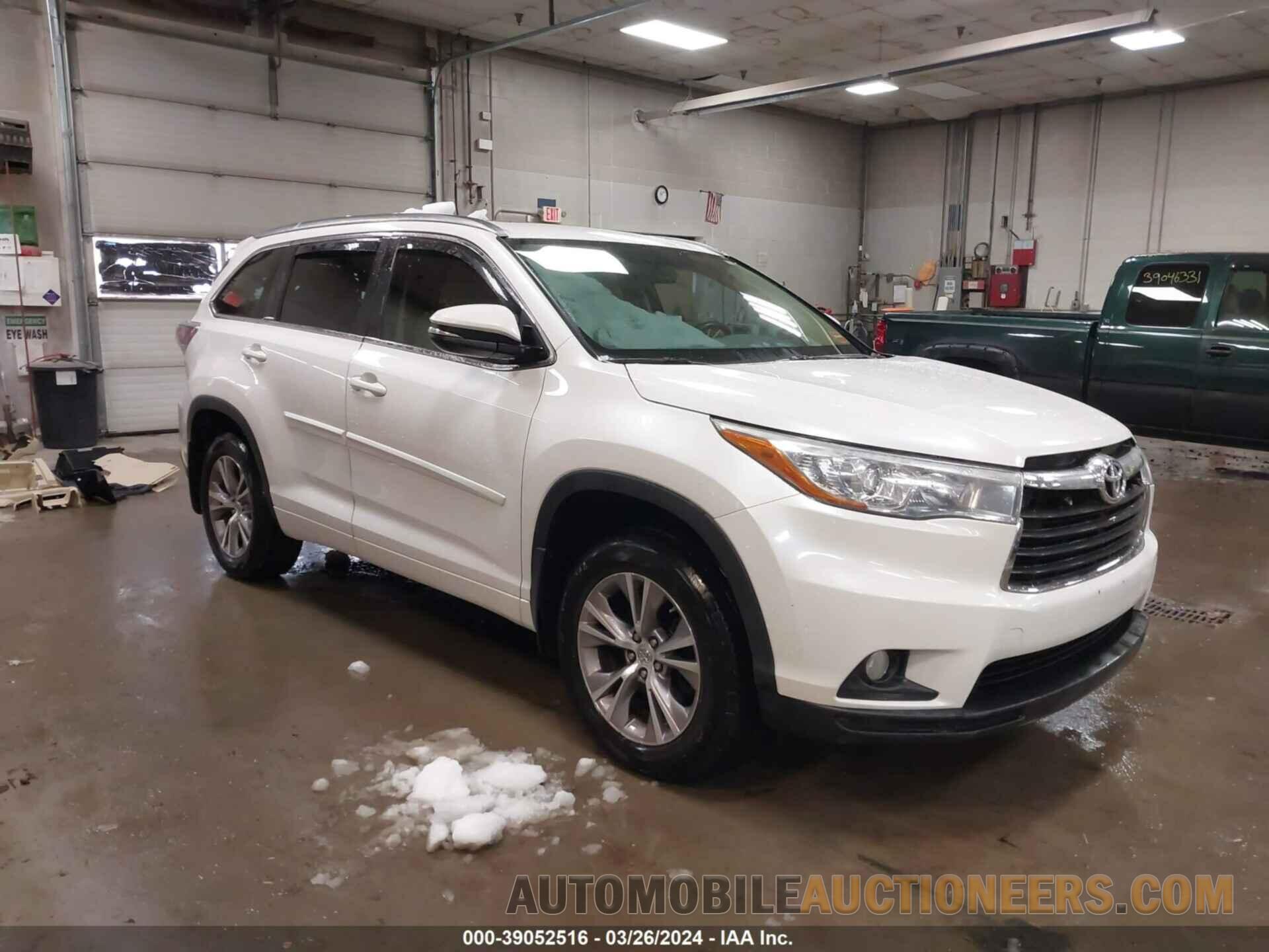 5TDJKRFH7FS147809 TOYOTA HIGHLANDER 2015