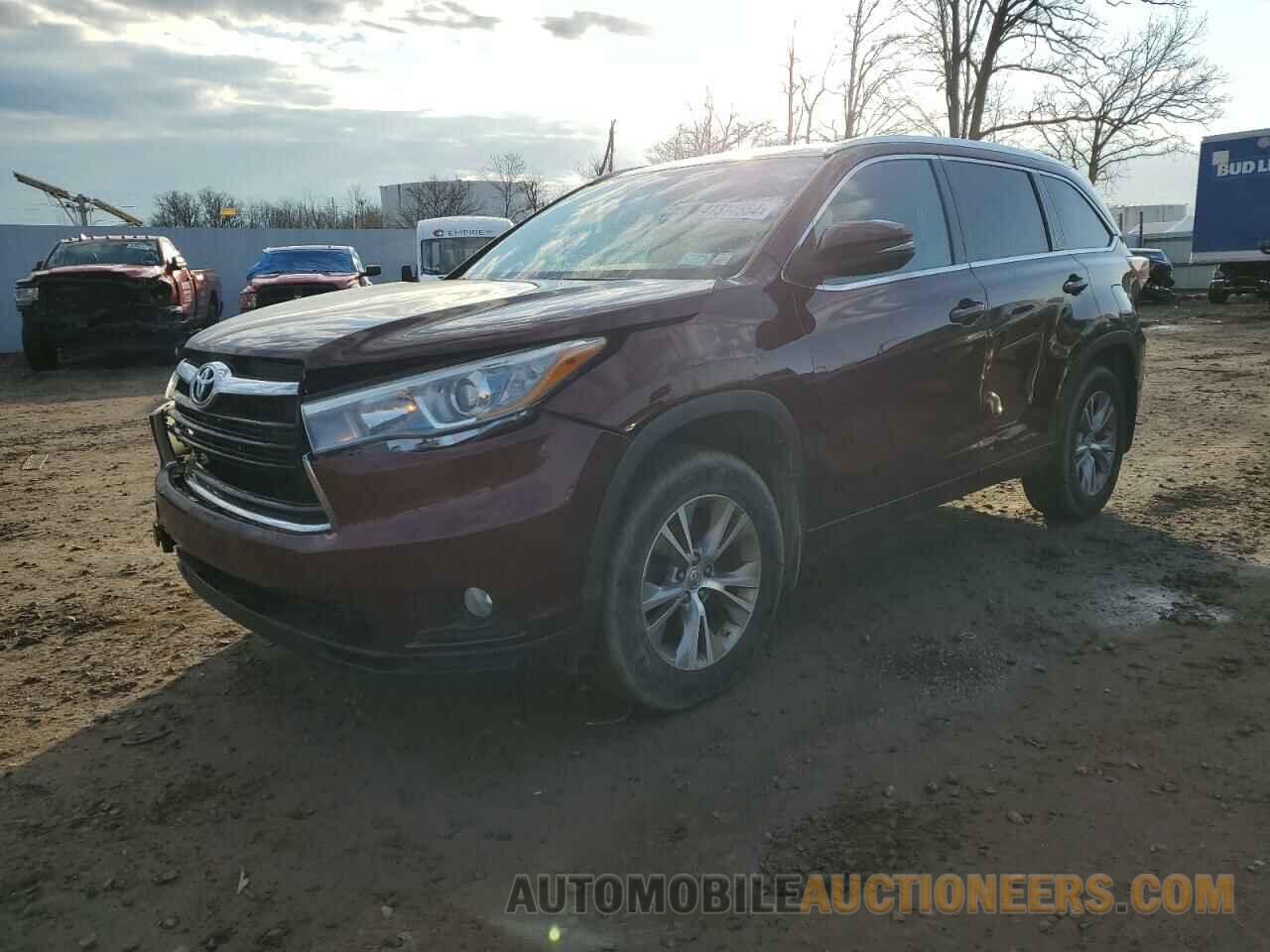 5TDJKRFH7FS171320 TOYOTA HIGHLANDER 2015