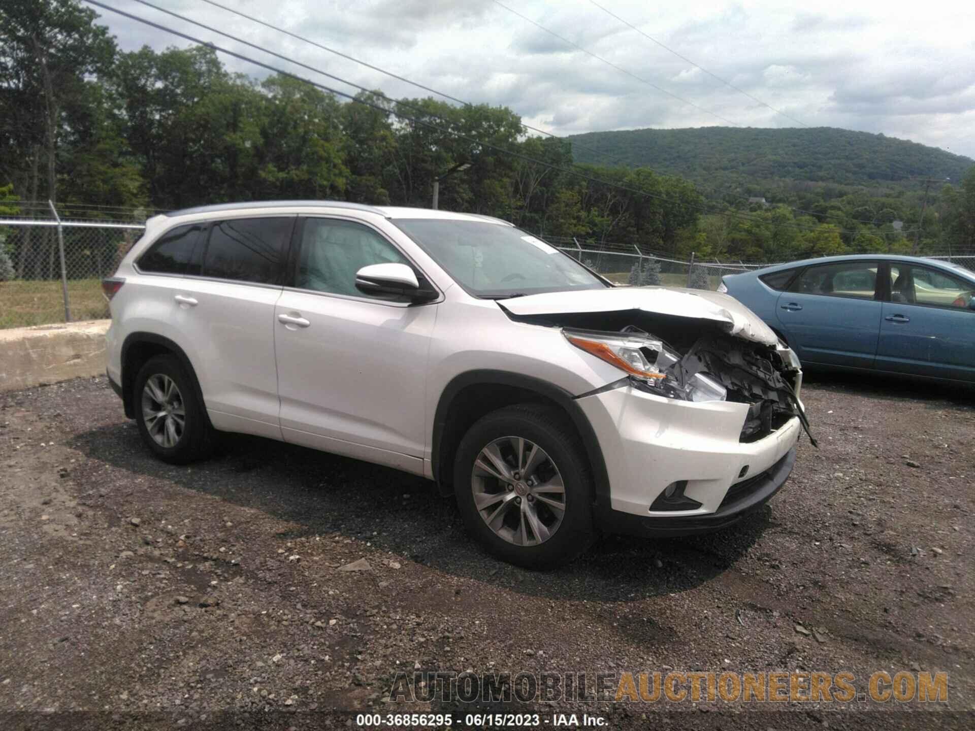 5TDJKRFH7FS183046 TOYOTA HIGHLANDER 2015