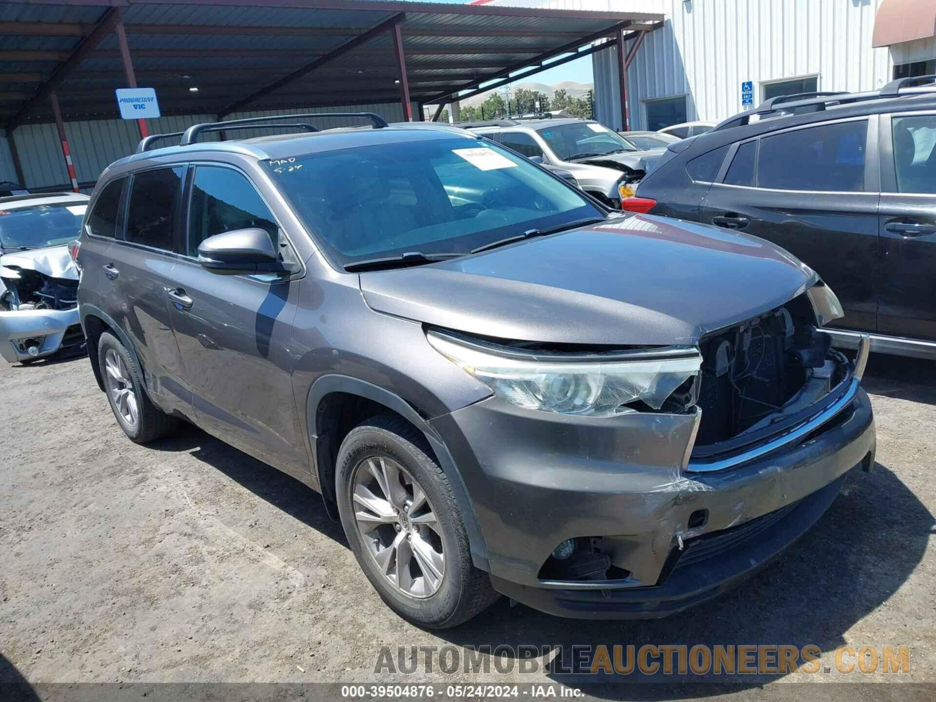 5TDJKRFH8FS081996 TOYOTA HIGHLANDER 2015