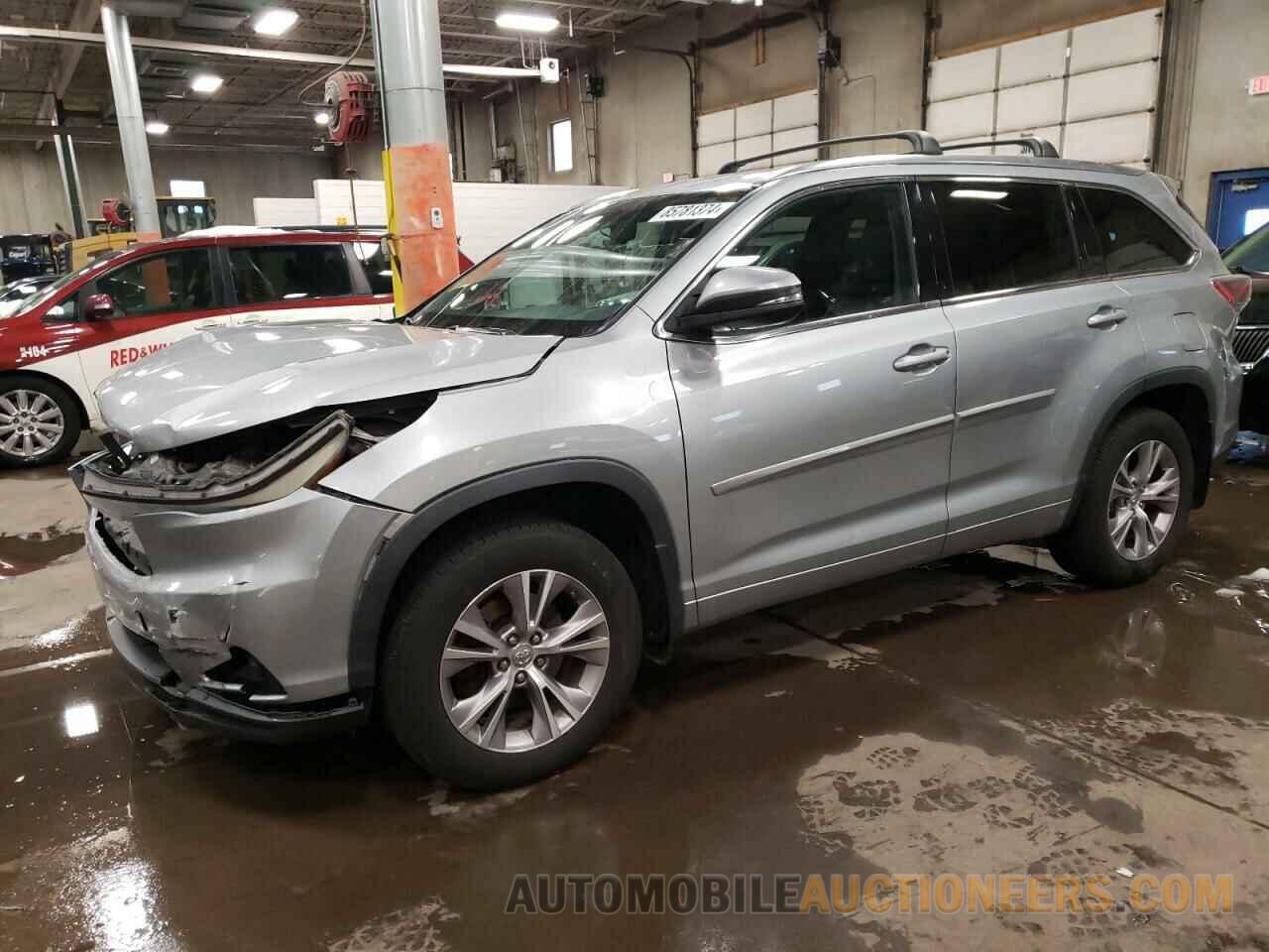 5TDJKRFH8FS174663 TOYOTA HIGHLANDER 2015