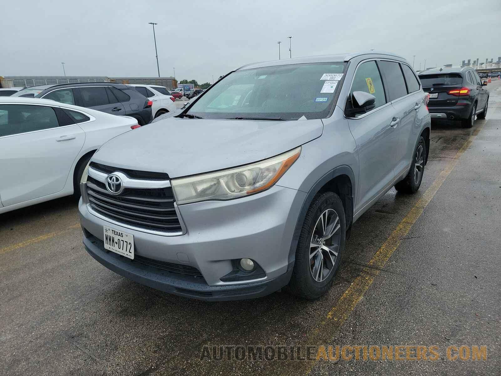 5TDJKRFH8GS235964 Toyota Highlander 2016