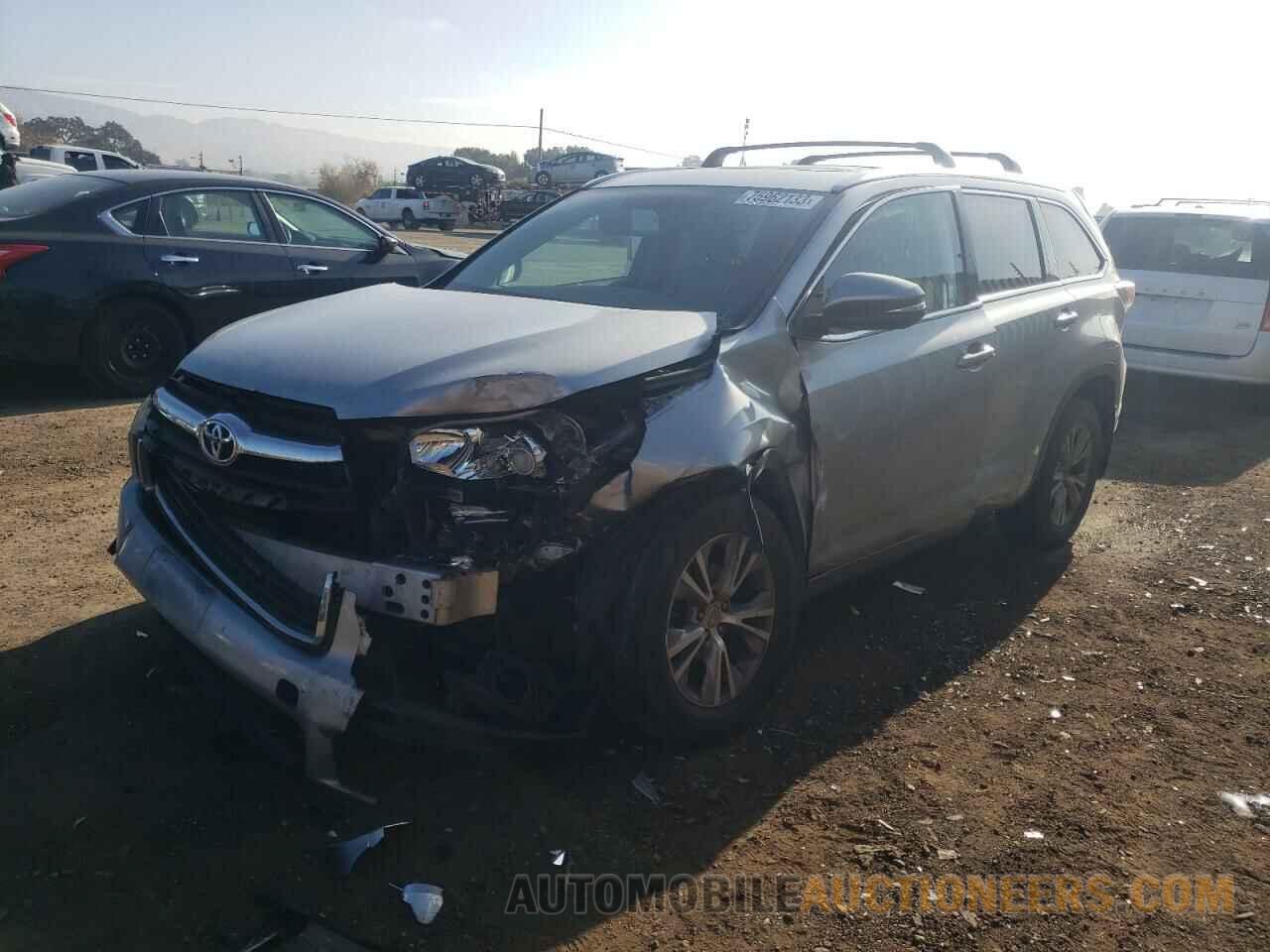 5TDJKRFH9FS083160 TOYOTA HIGHLANDER 2015