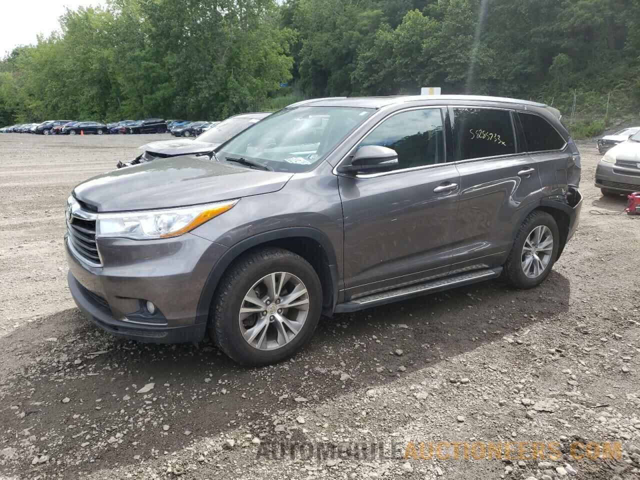 5TDJKRFH9FS120157 TOYOTA HIGHLANDER 2015