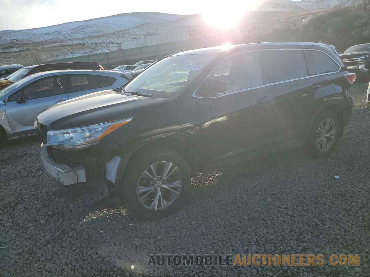 5TDJKRFH9FS129893 TOYOTA HIGHLANDER 2015