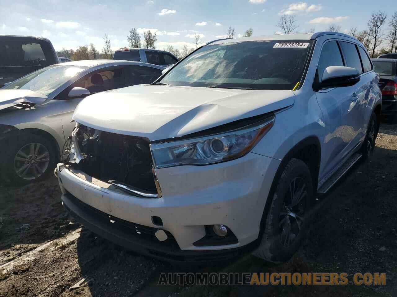 5TDJKRFH9GS335586 TOYOTA HIGHLANDER 2016