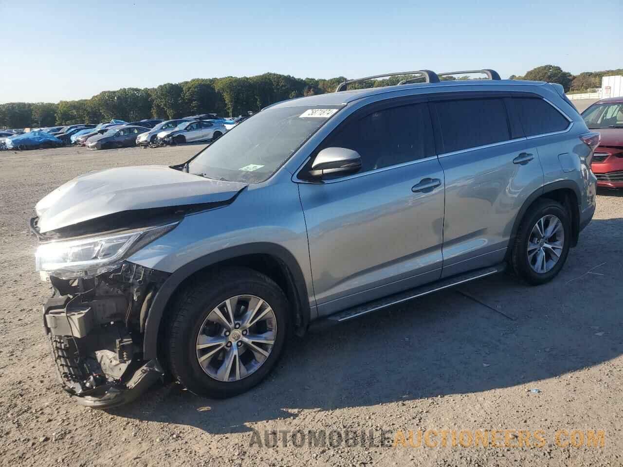 5TDJKRFHXFS085192 TOYOTA HIGHLANDER 2015