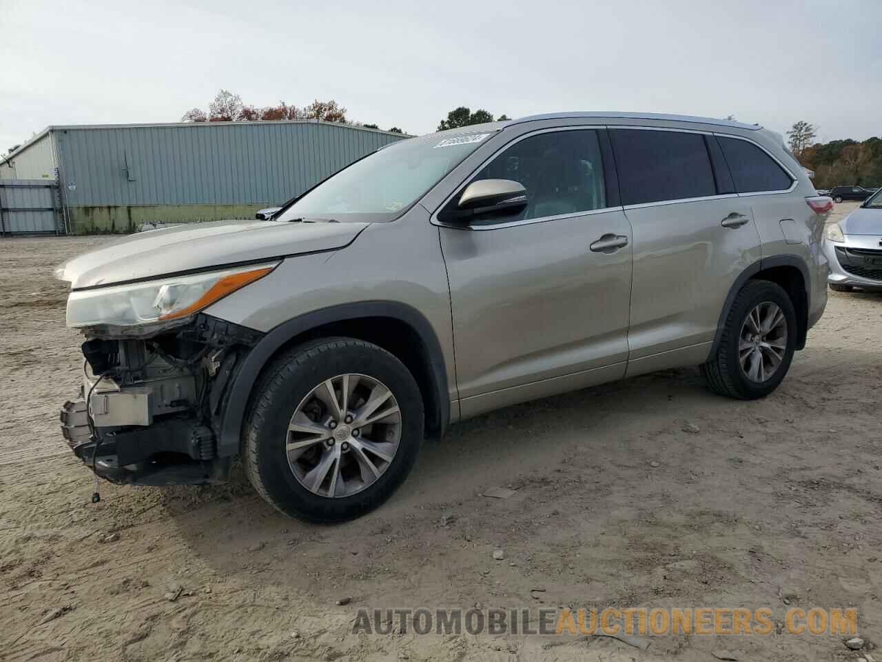 5TDJKRFHXFS094975 TOYOTA HIGHLANDER 2015