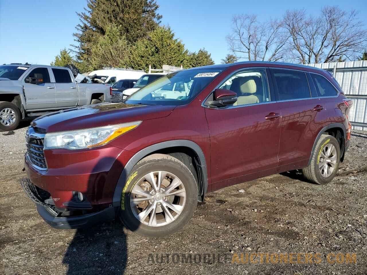 5TDJKRFHXFS121866 TOYOTA HIGHLANDER 2015