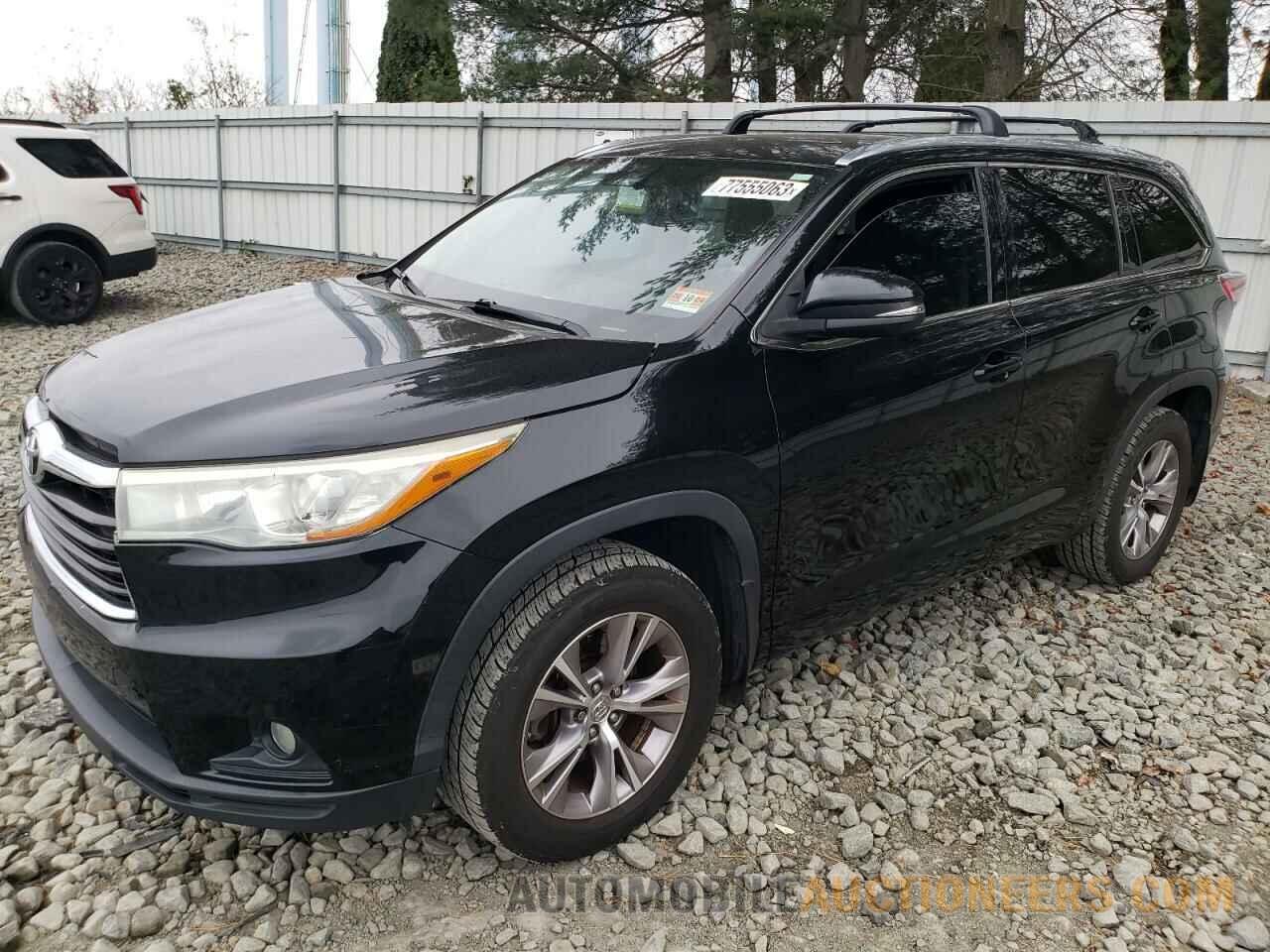 5TDJKRFHXFS131426 TOYOTA HIGHLANDER 2015