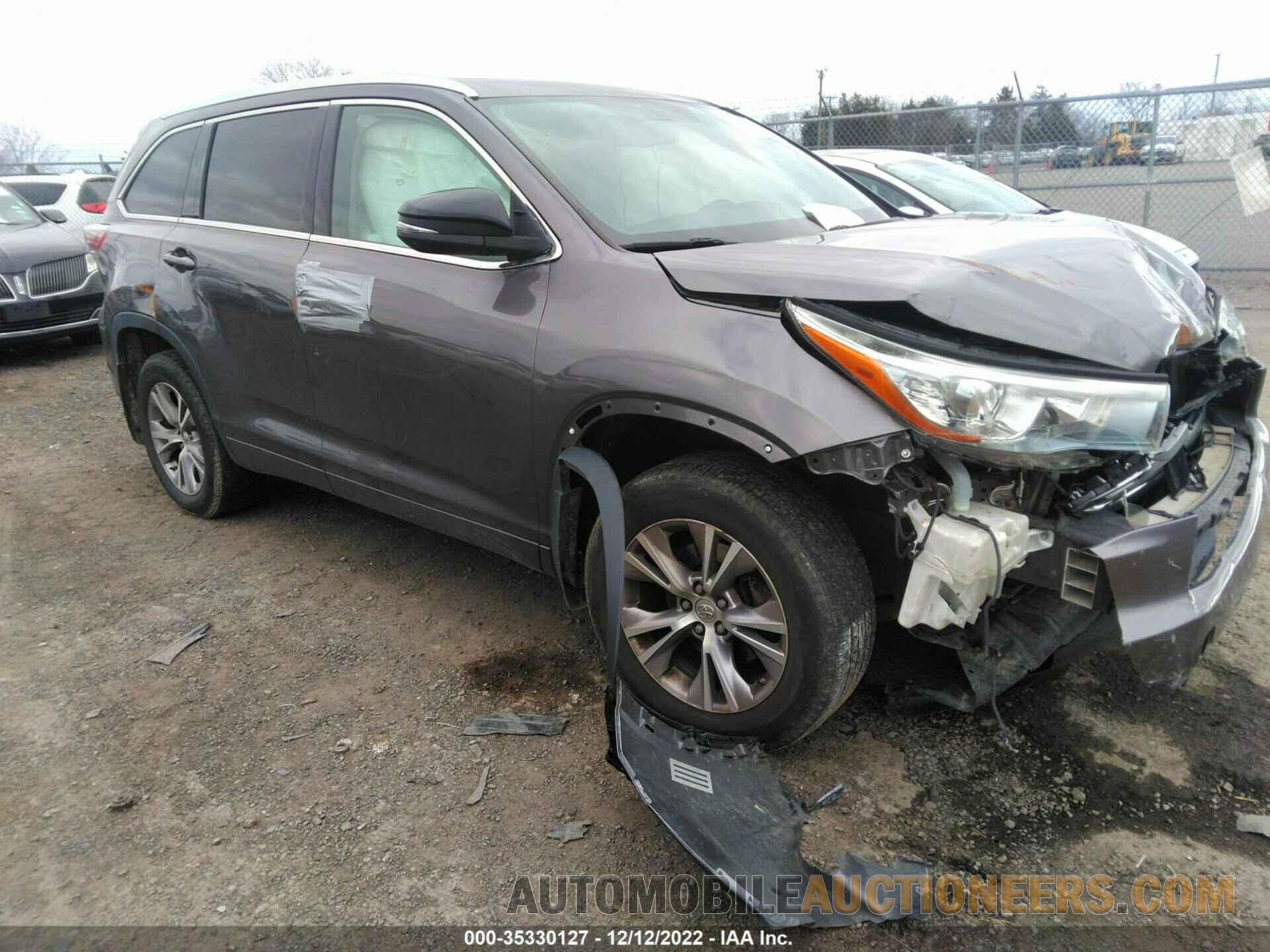 5TDJKRFHXFS136125 TOYOTA HIGHLANDER 2015