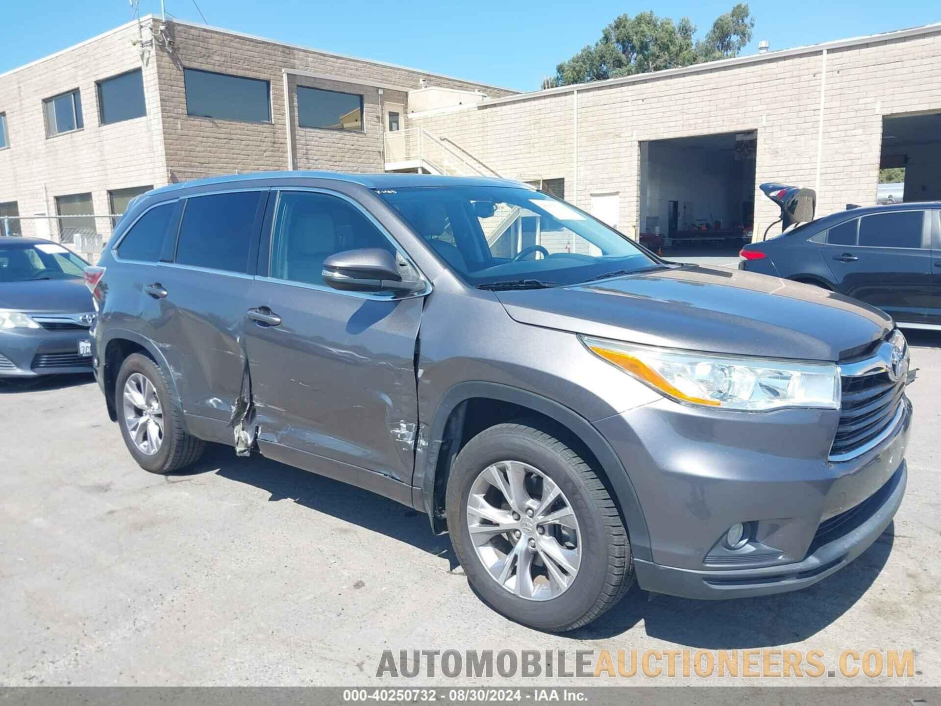 5TDJKRFHXFS137999 TOYOTA HIGHLANDER 2015