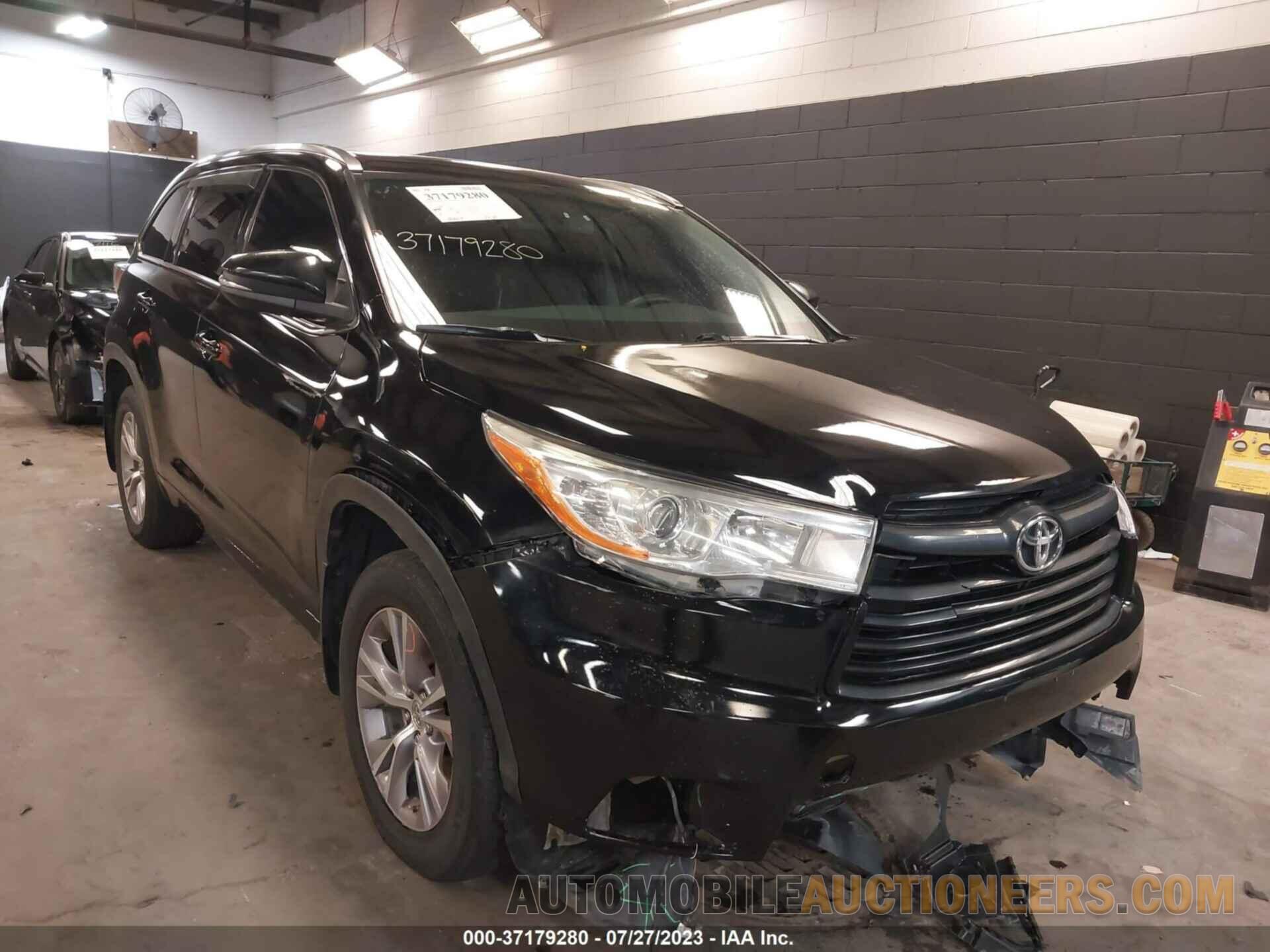 5TDJKRFHXFS147965 TOYOTA HIGHLANDER 2015