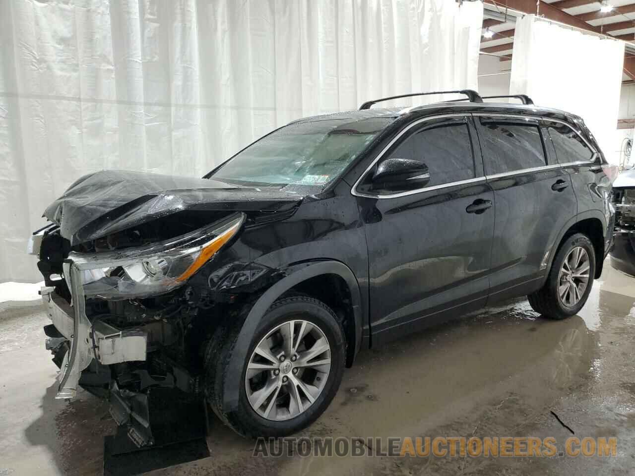 5TDJKRFHXFS151255 TOYOTA HIGHLANDER 2015