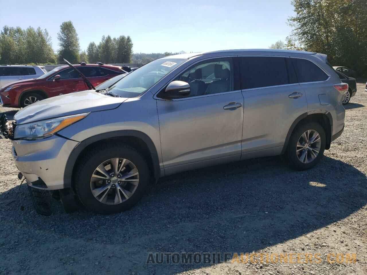 5TDJKRFHXFS165799 TOYOTA HIGHLANDER 2015