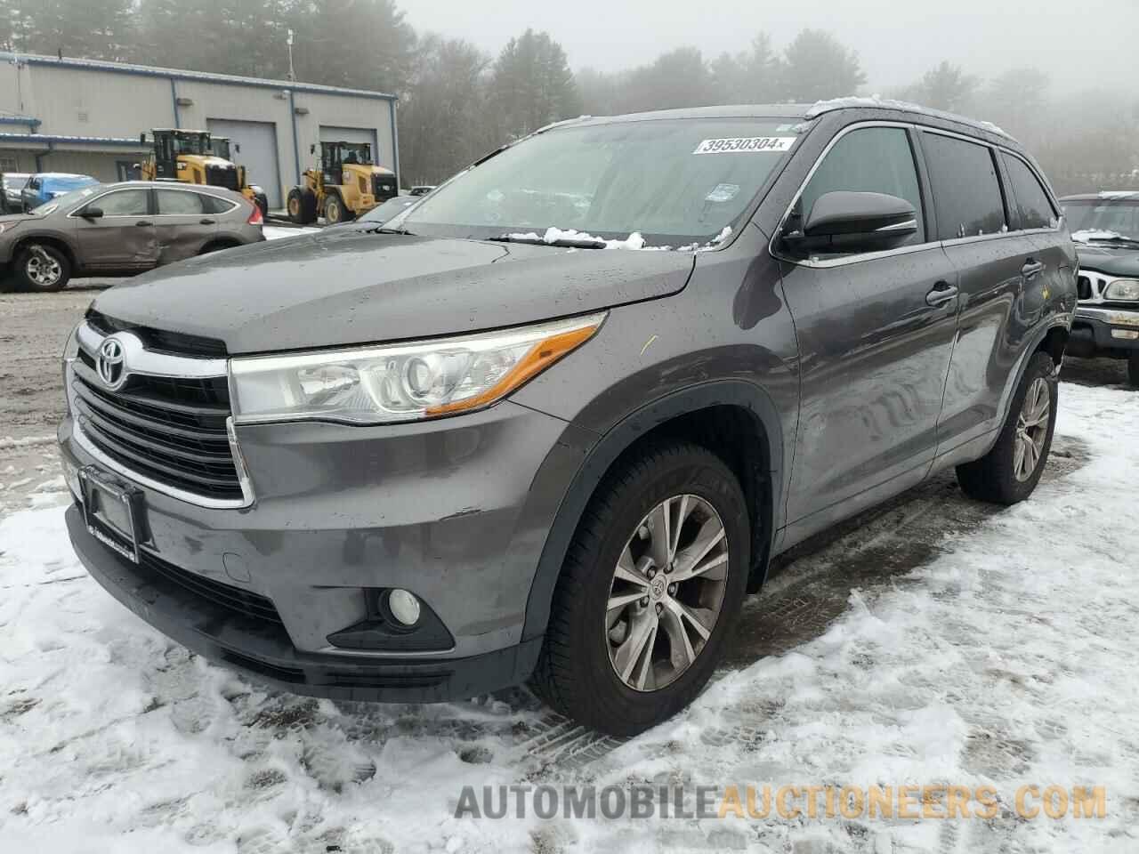 5TDJKRFHXFS218243 TOYOTA HIGHLANDER 2015