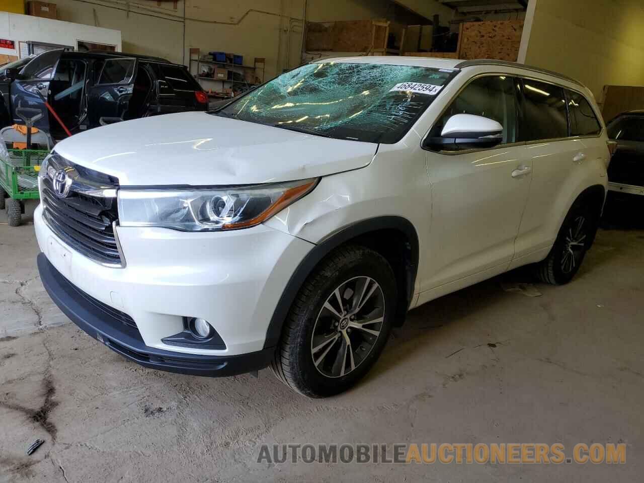 5TDJKRFHXGS352641 TOYOTA HIGHLANDER 2016