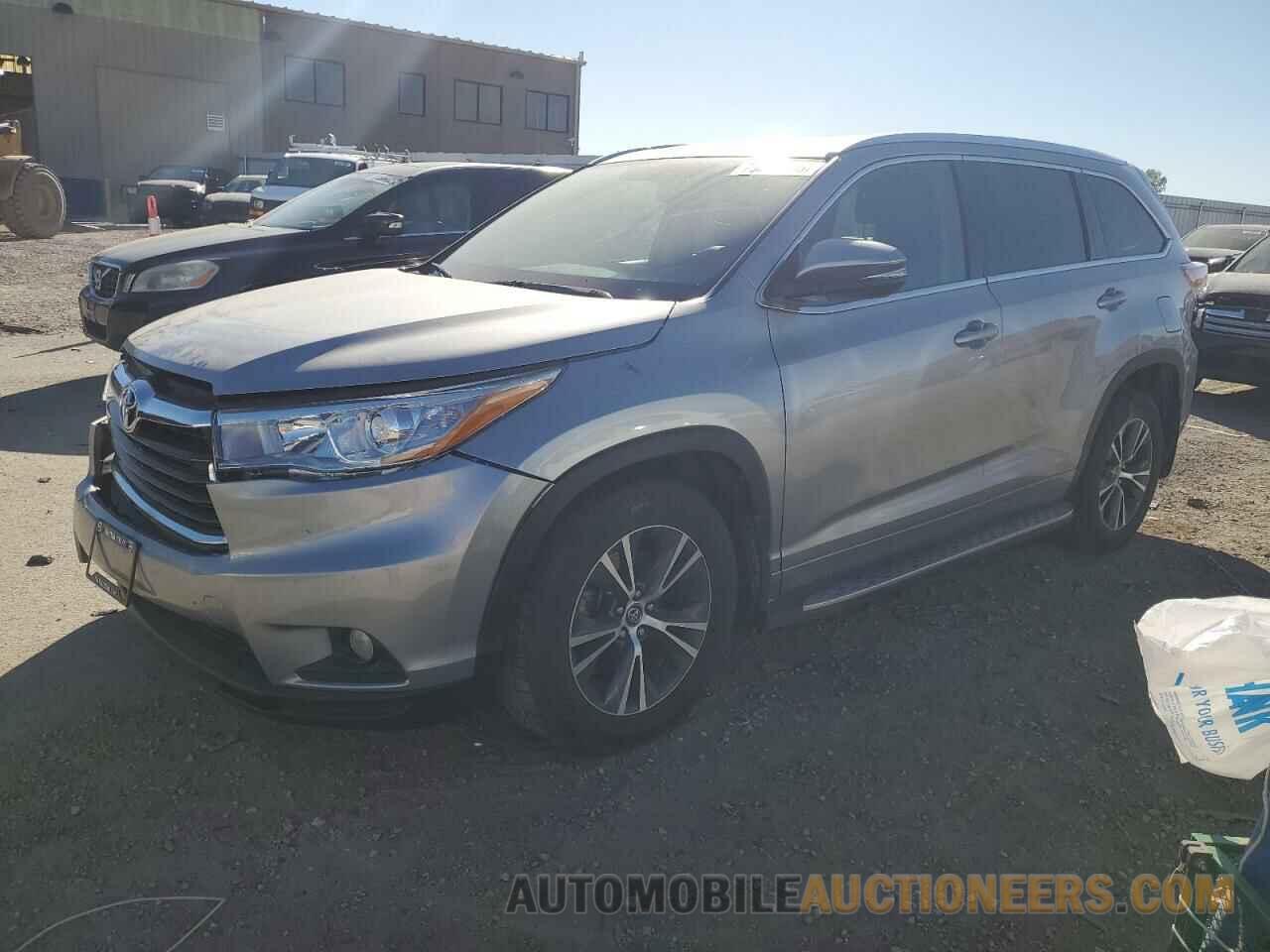 5TDJKRFHXGS503512 TOYOTA HIGHLANDER 2016