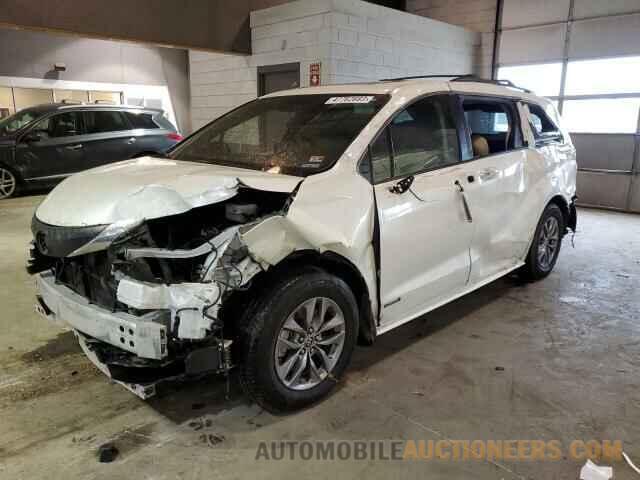 5TDJRKEC1MS034900 TOYOTA SIENNA 2021