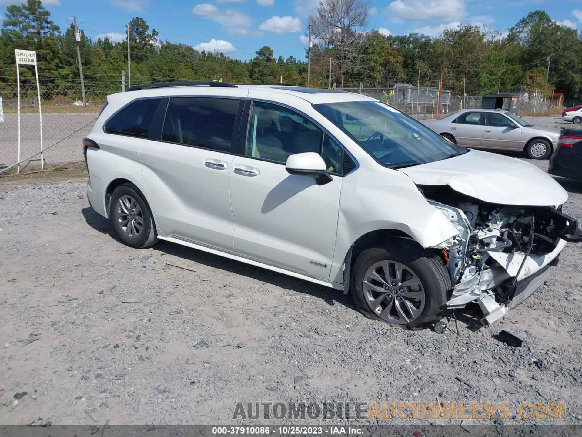 5TDJRKEC1MS042561 TOYOTA SIENNA 2021