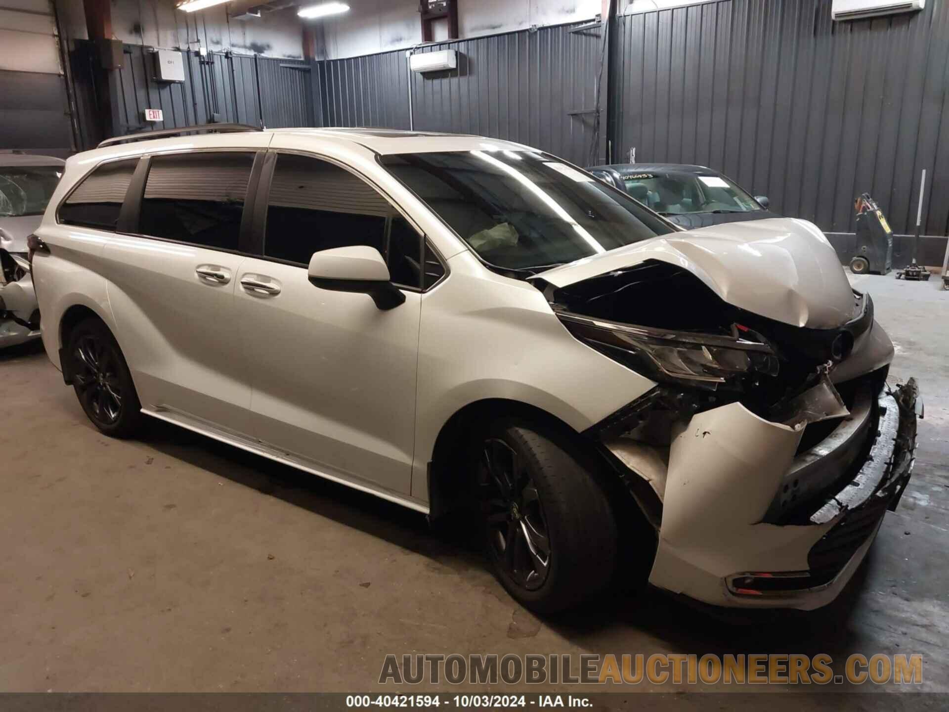 5TDJRKEC1NS084178 TOYOTA SIENNA 2022