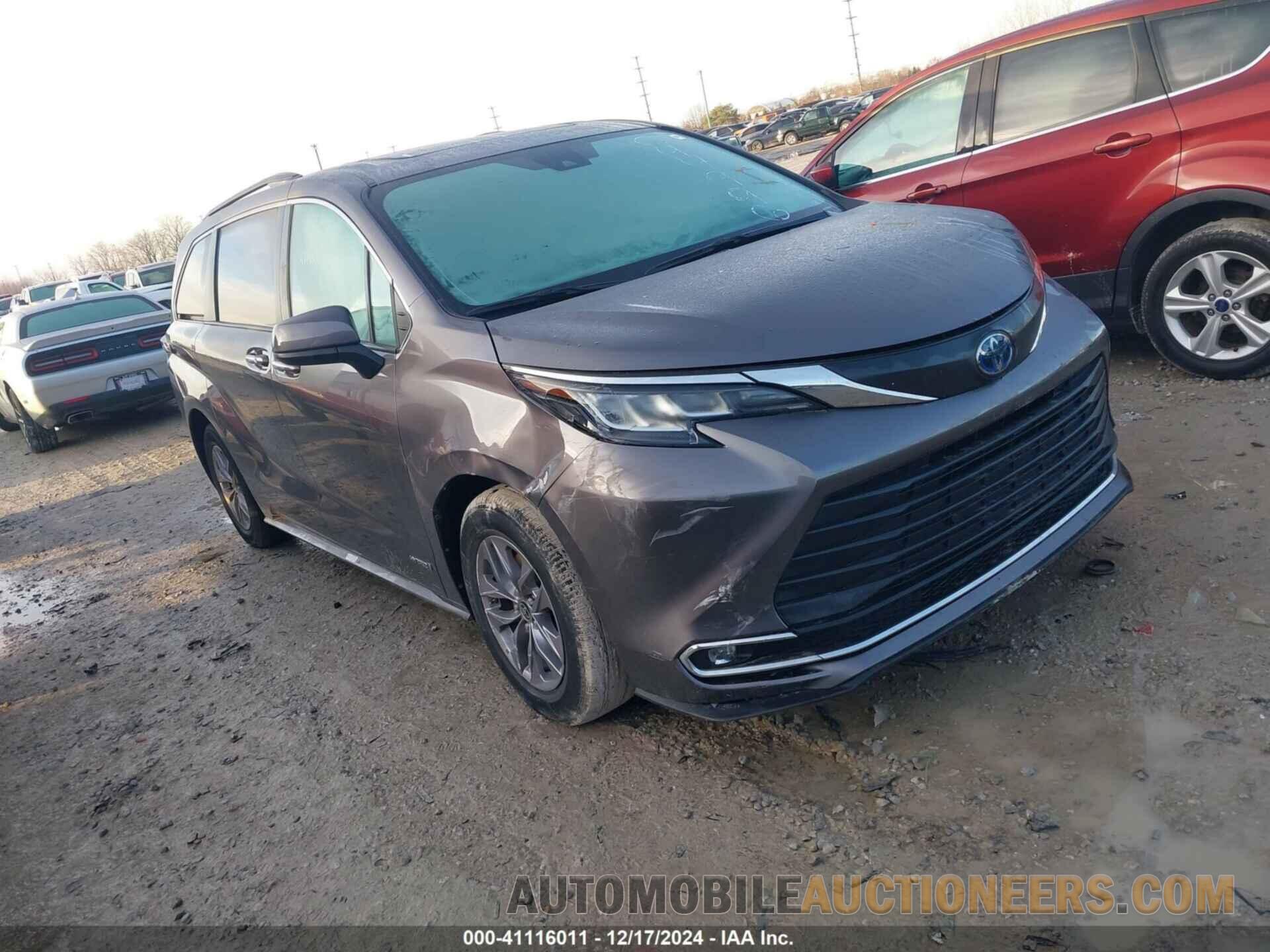 5TDJRKEC2MS044996 TOYOTA SIENNA 2021