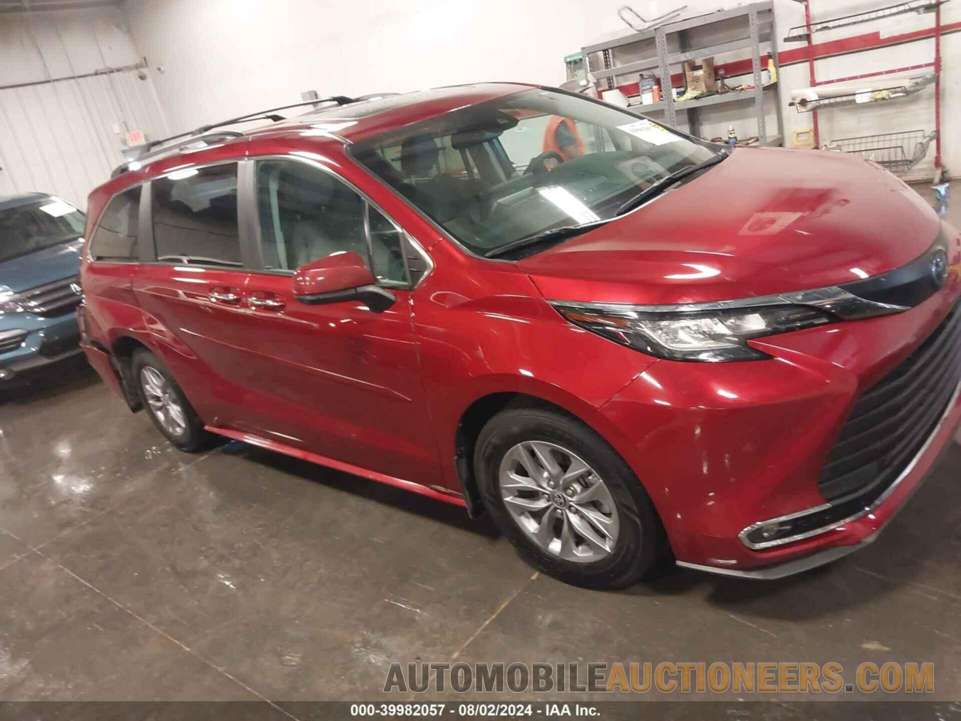 5TDJRKEC2NS123067 TOYOTA SIENNA 2022