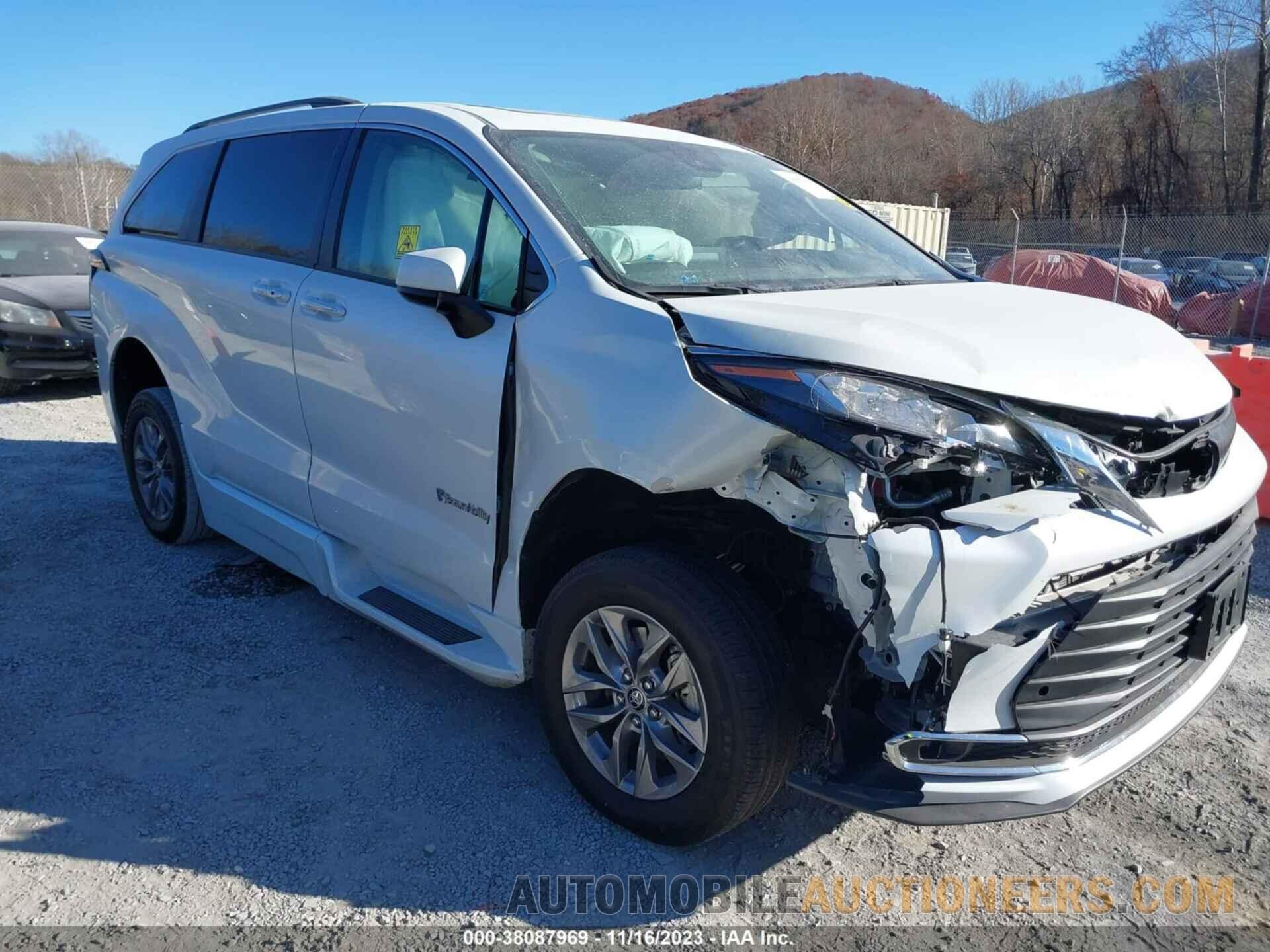 5TDJRKEC3NS098714 TOYOTA SIENNA 2022