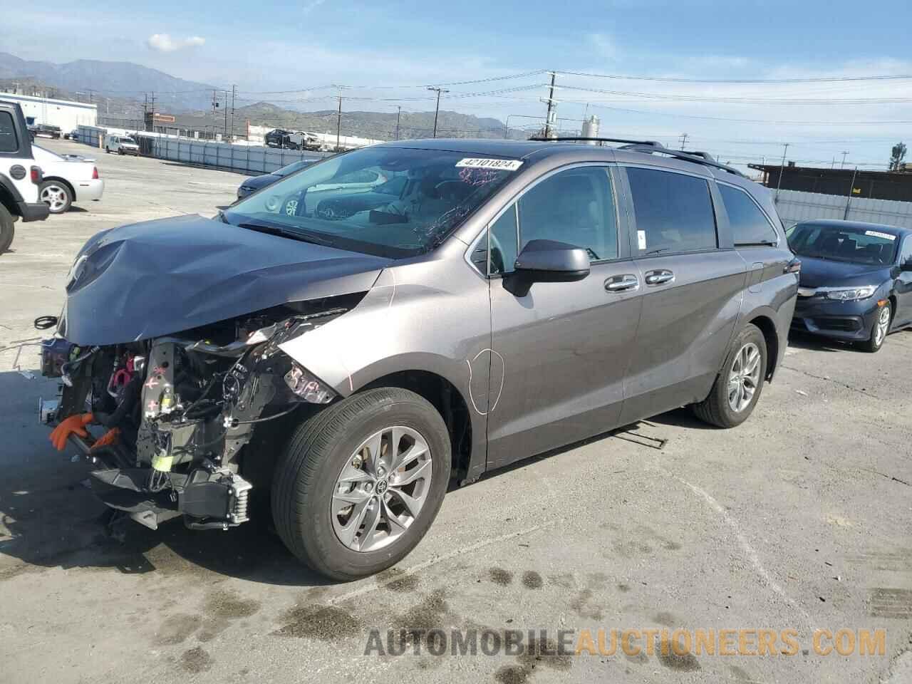 5TDJRKEC4NS096230 TOYOTA SIENNA 2022