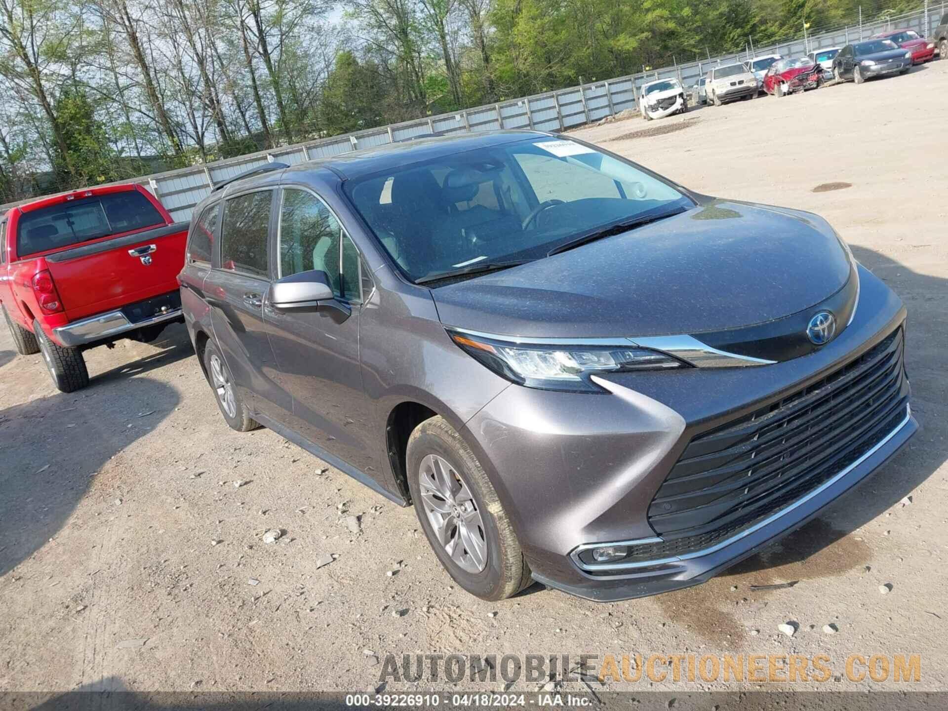 5TDJRKEC4NS134751 TOYOTA SIENNA 2022