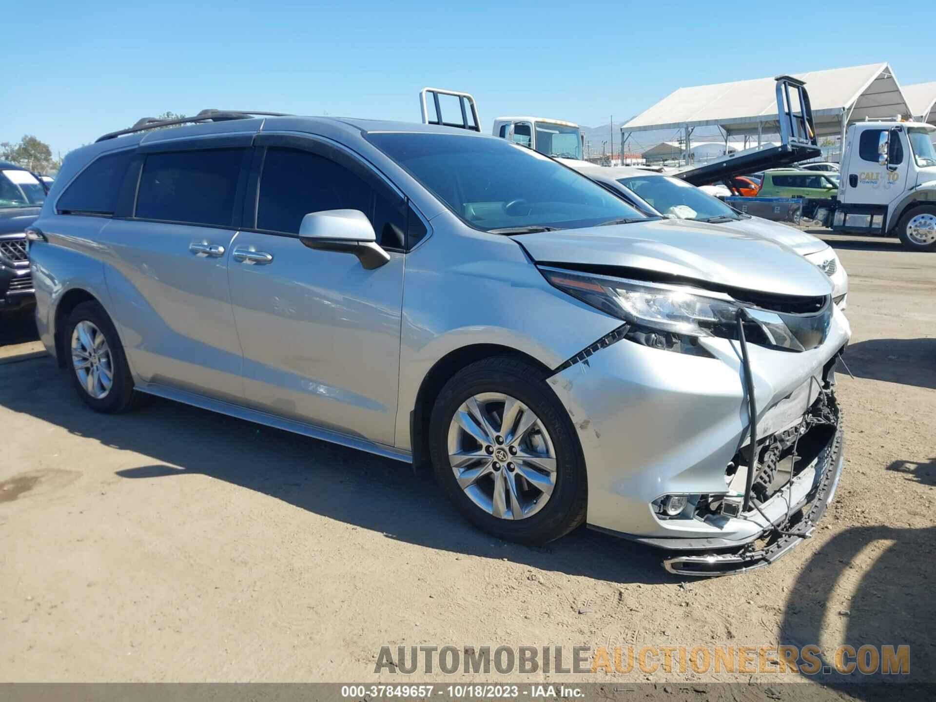 5TDJRKEC7NS098635 TOYOTA SIENNA 2022