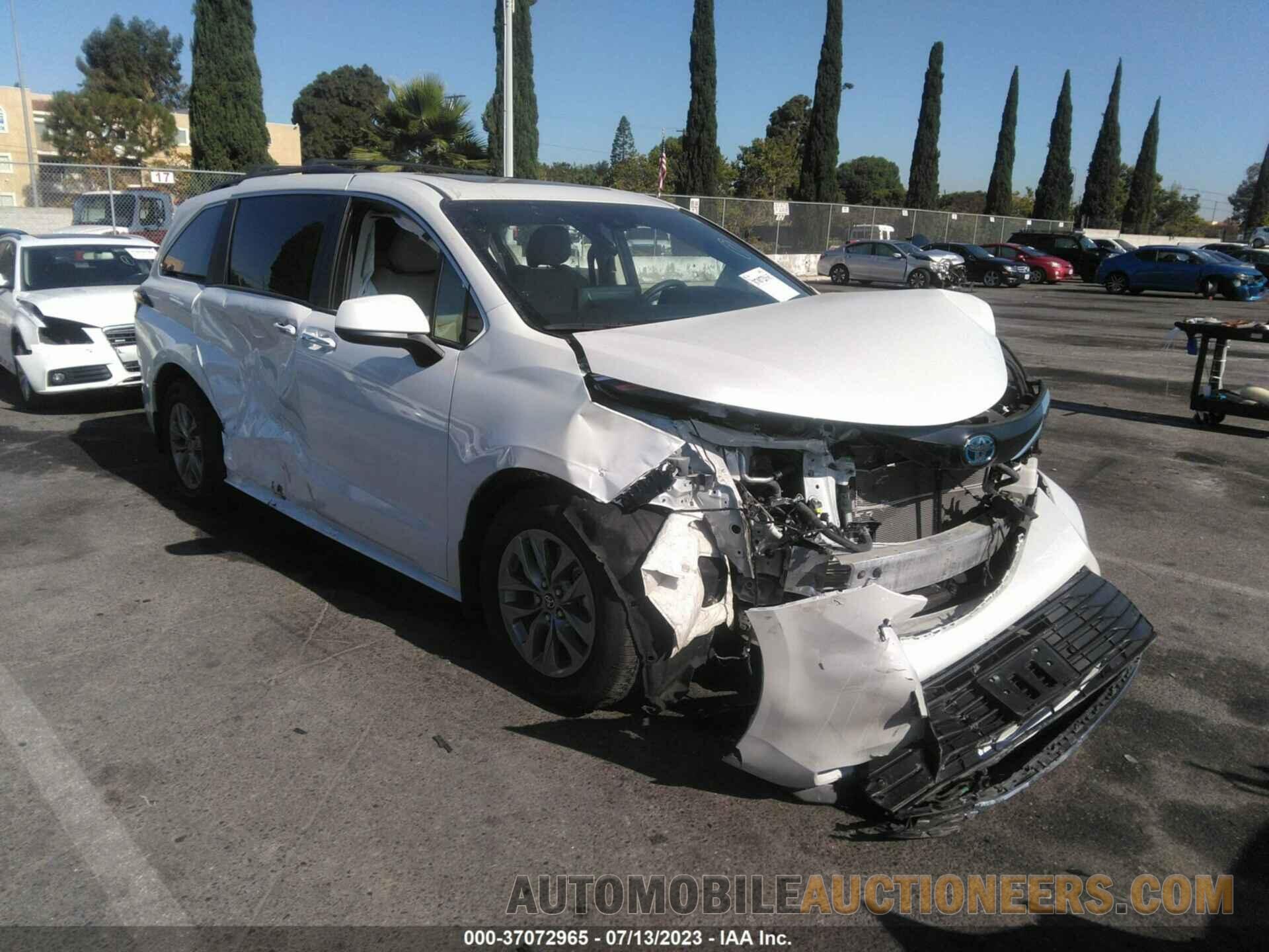 5TDJRKEC7NS105471 TOYOTA SIENNA 2022